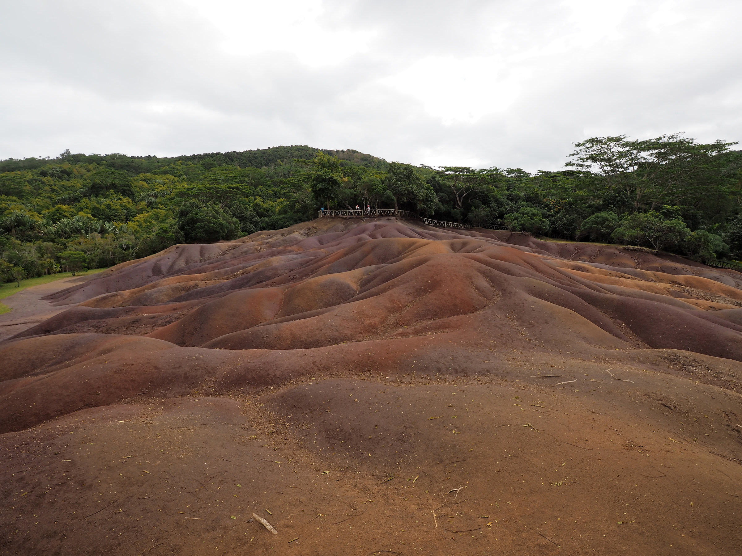 Chamarel colored earths