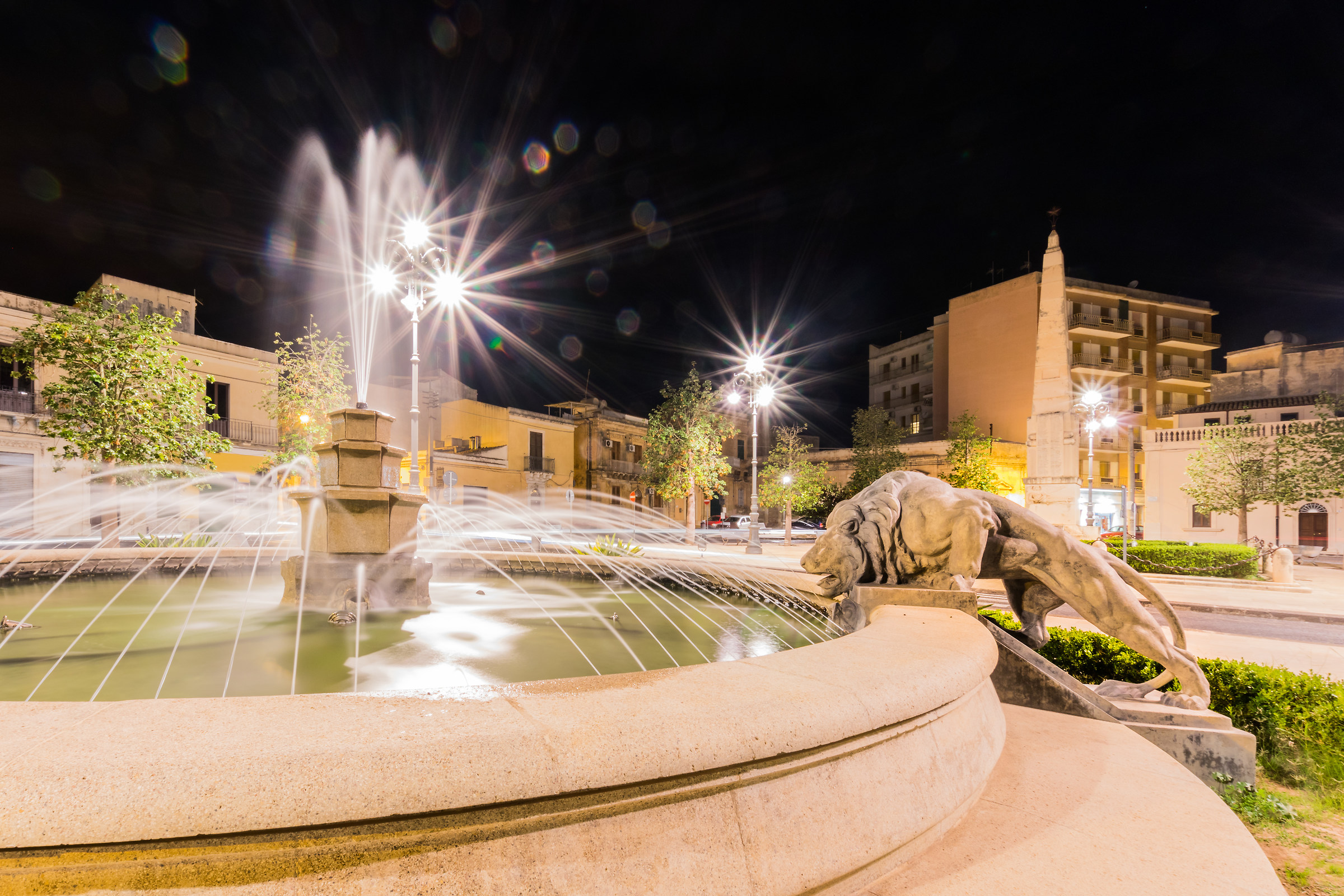Fountain of the three lions ..