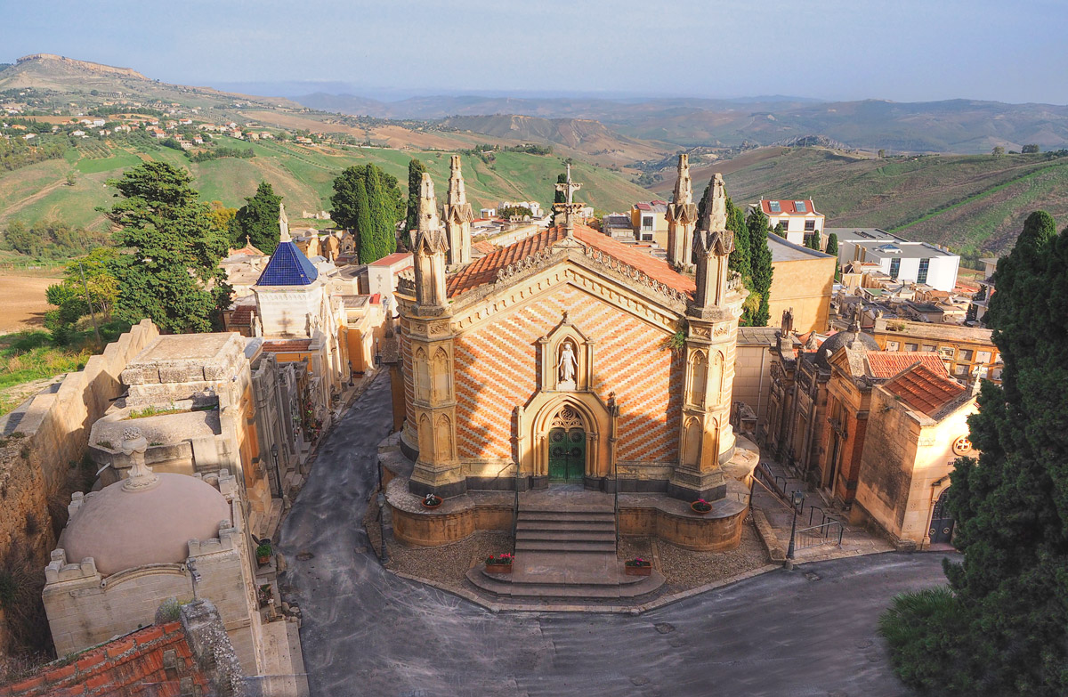 Caltanissetta monumental cemetery