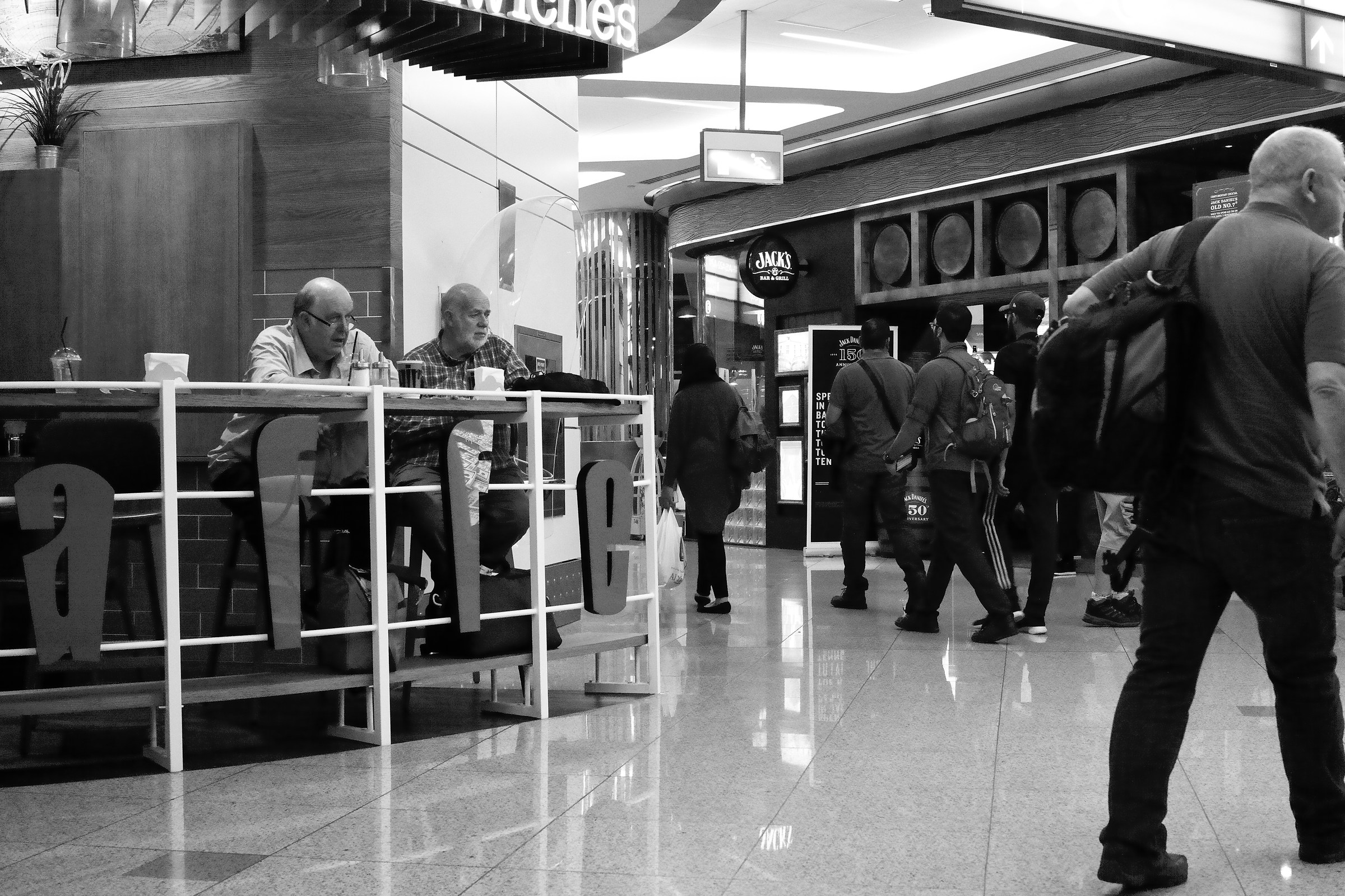 Ma guarda quello....