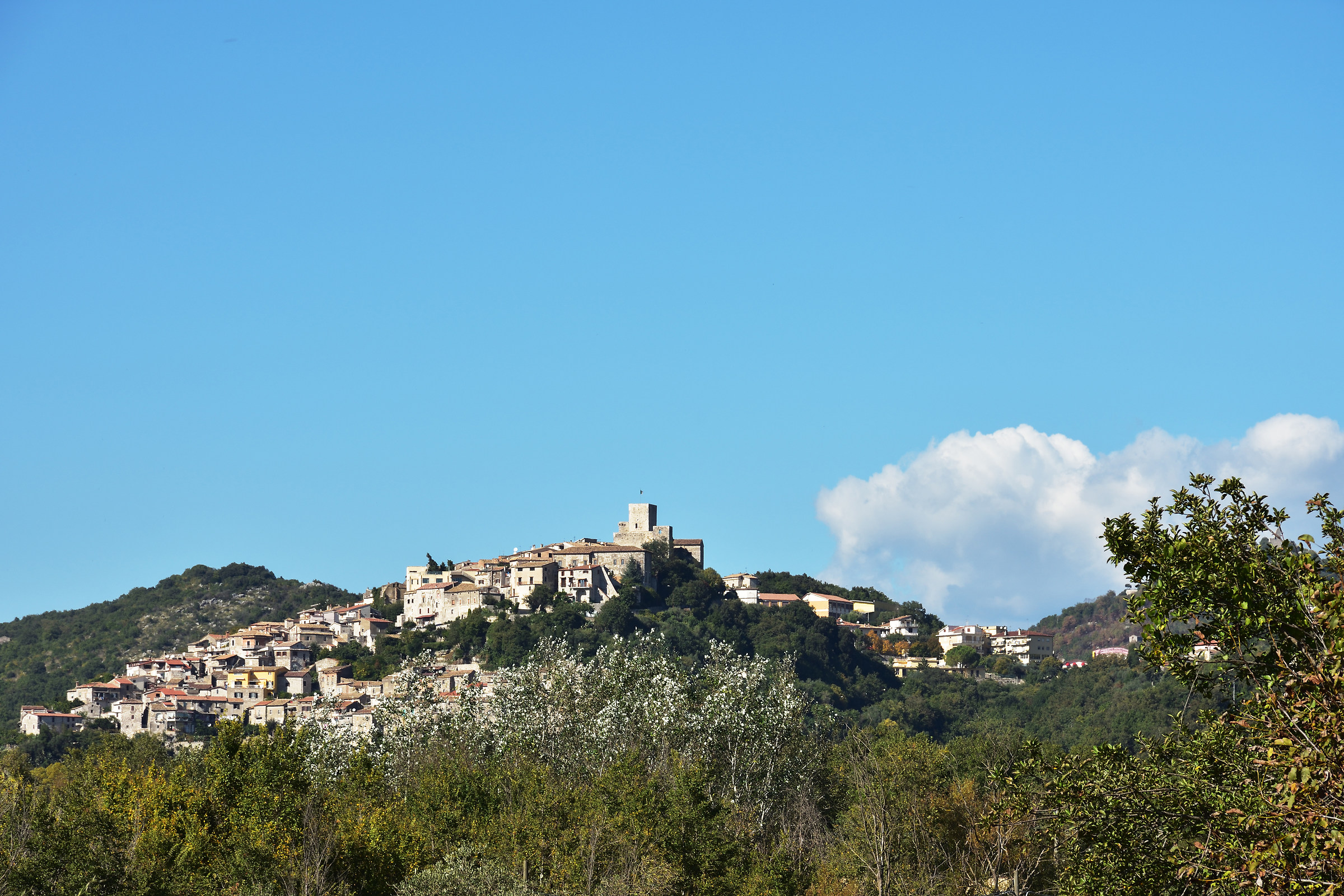 Ausonia and its fortress