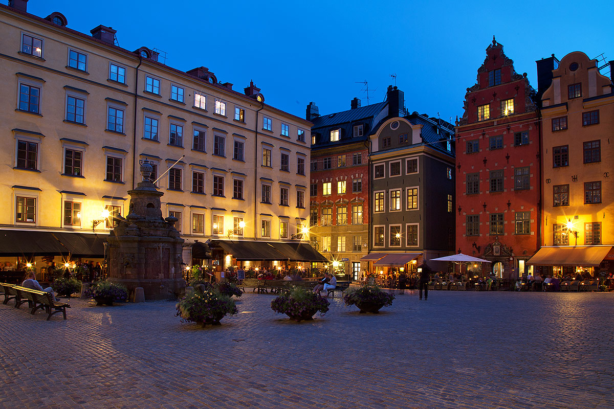 Stockholm, Stortorget by night (Bicubic Sharper)