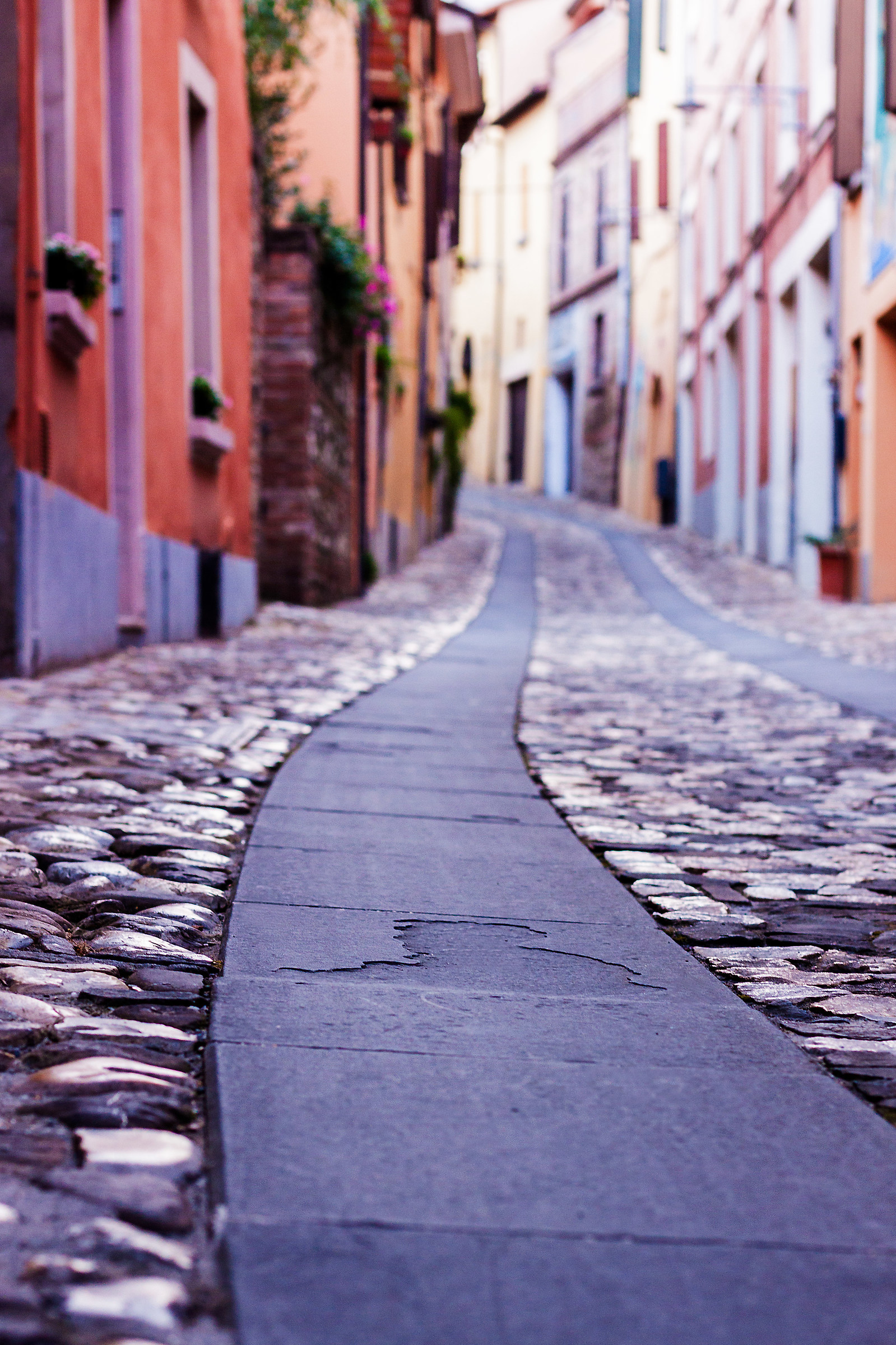 Dozza comfortable ... Distance between stones