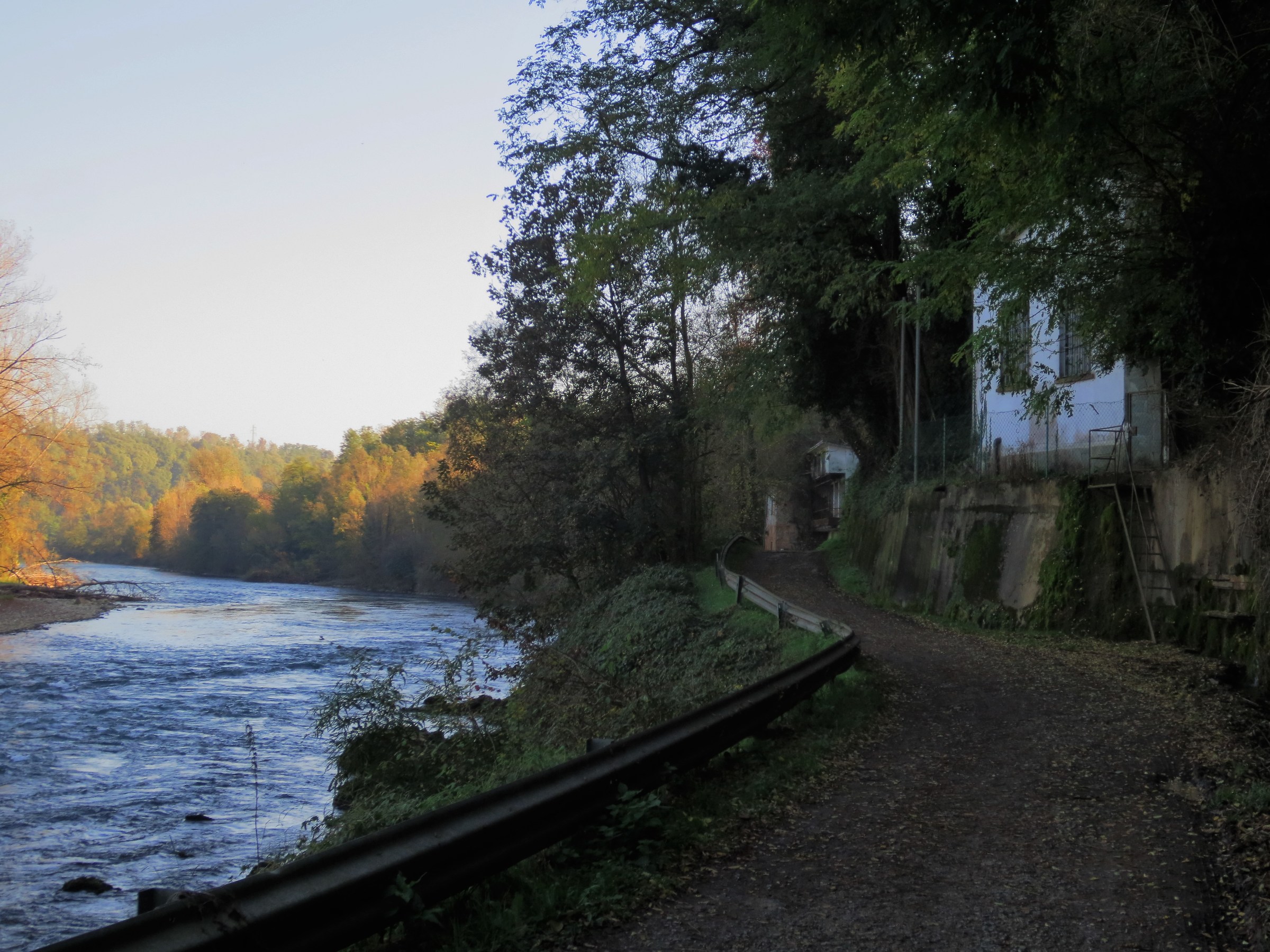 sponda del fiume Adda