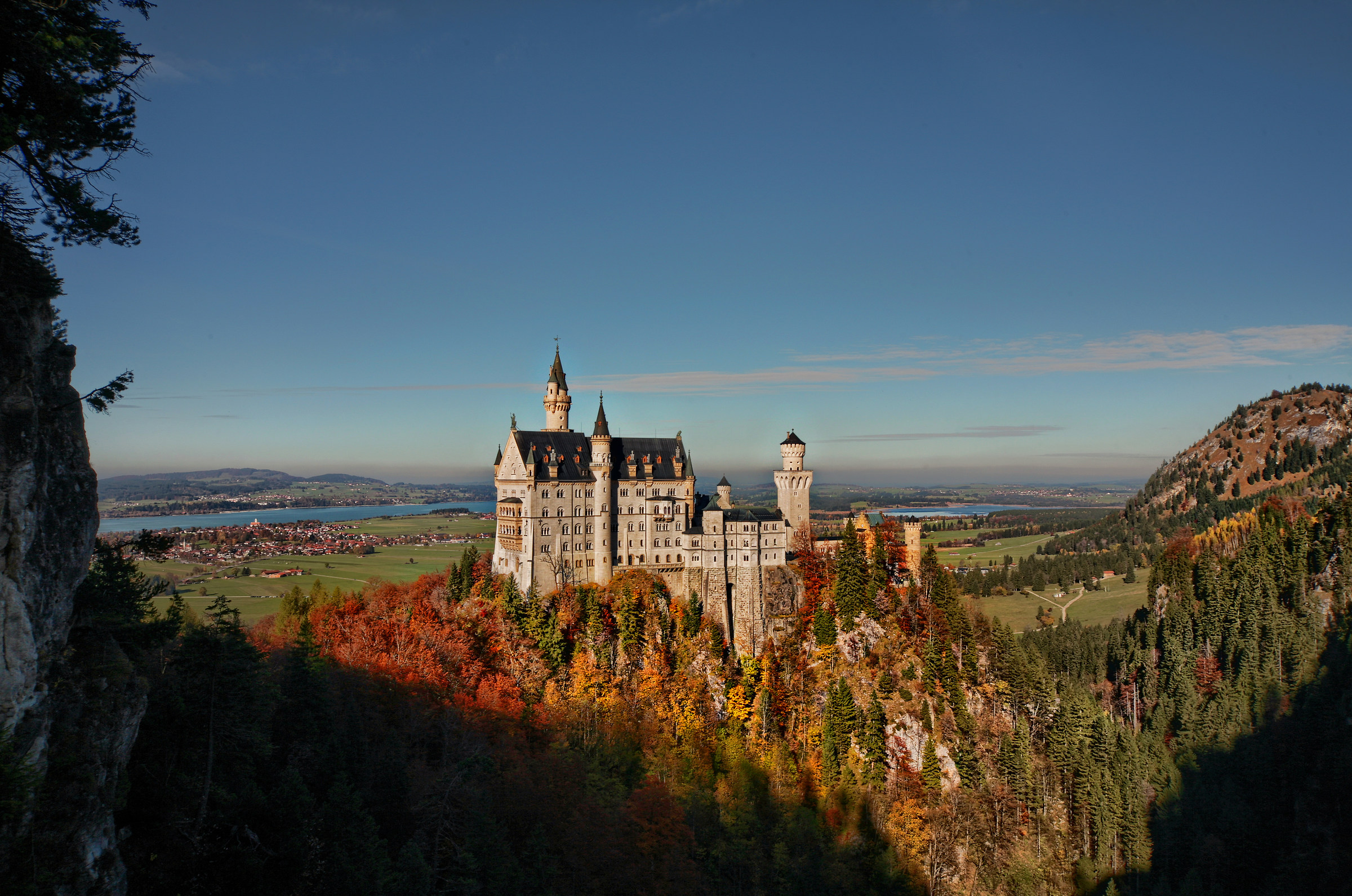 Neuschwanstein castle in autumn