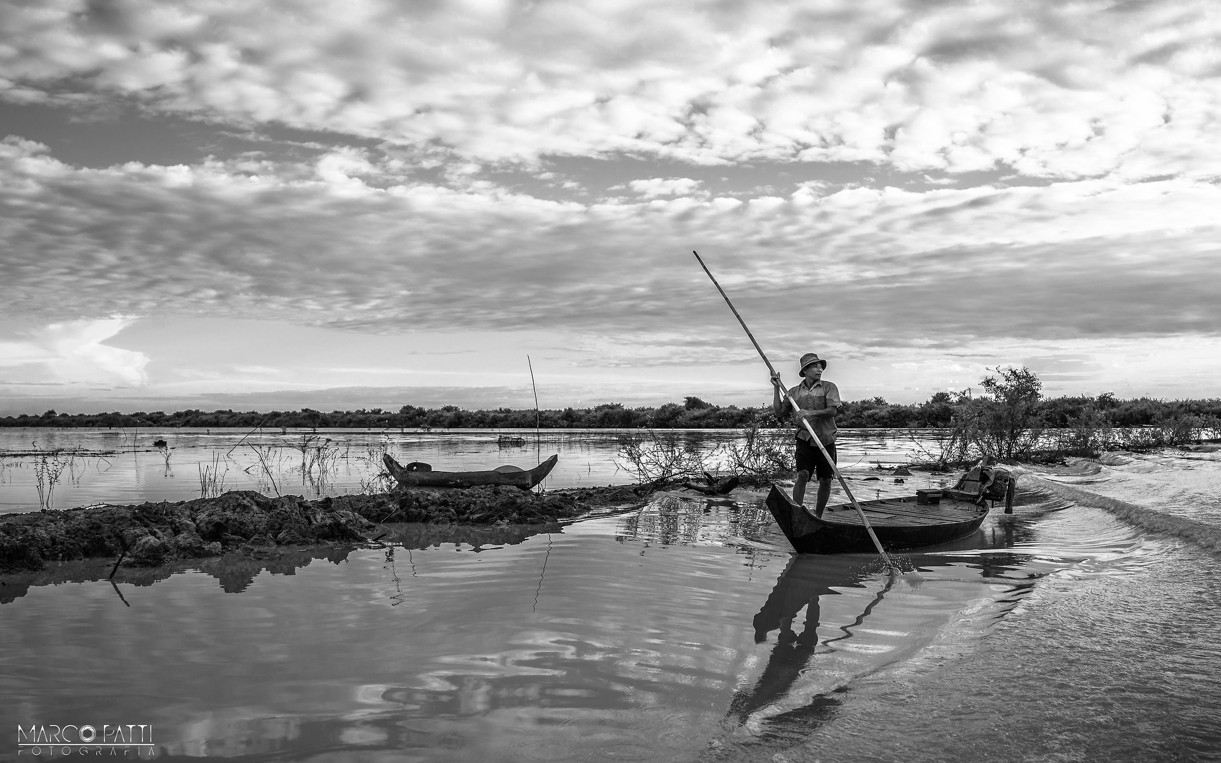 Towards Kompong Pluk