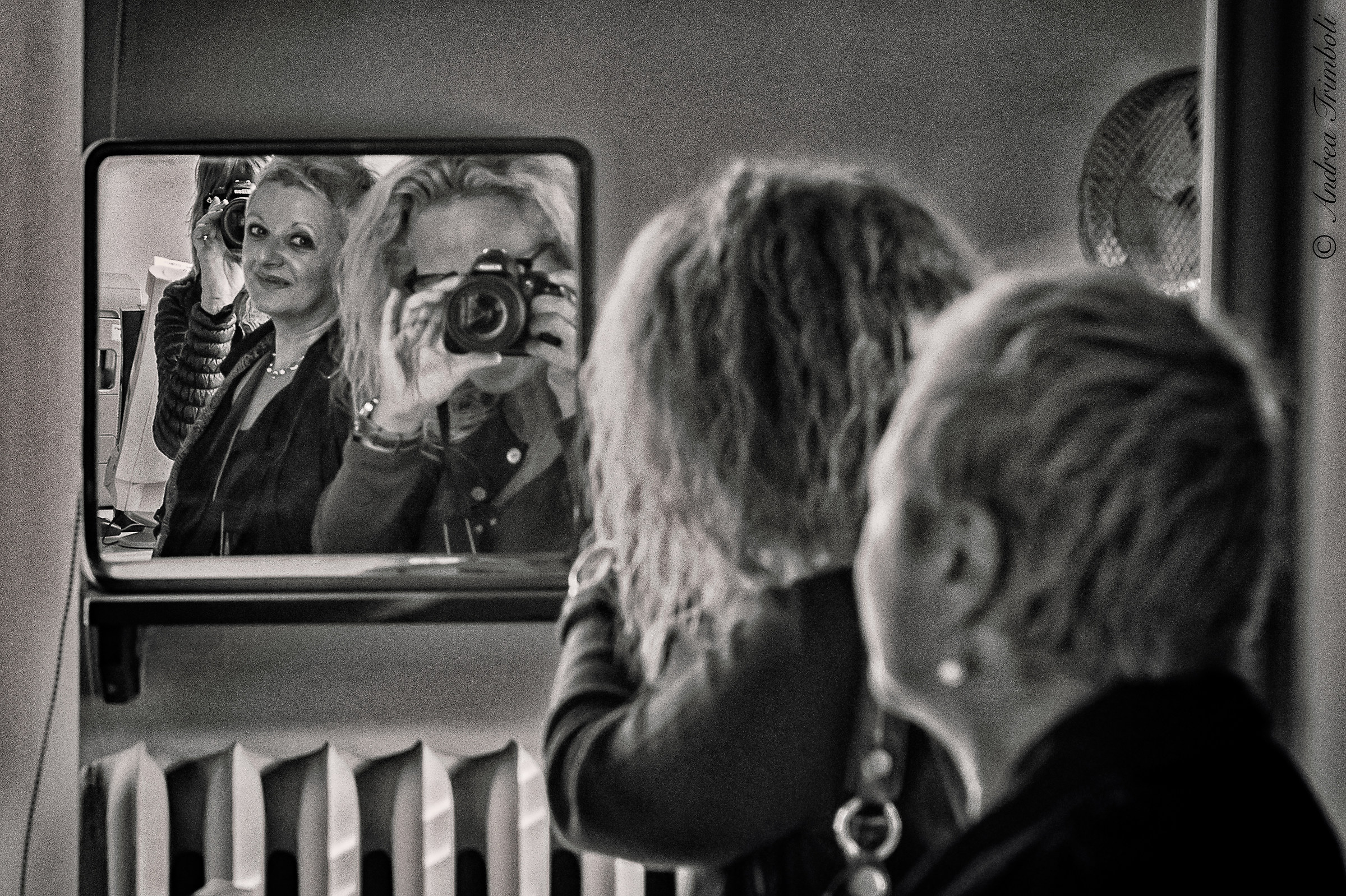 Women in the mirror