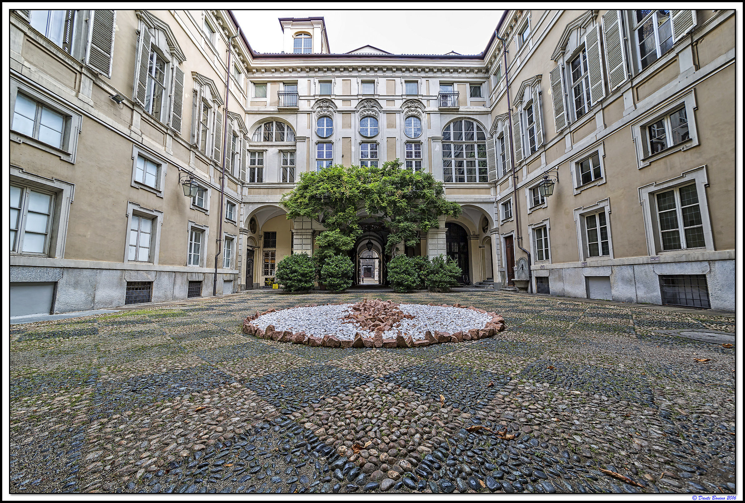 Il Cortile di Palazzo Asinari