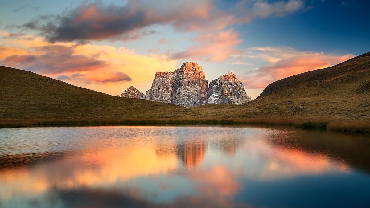 sunset at Lake of the baste