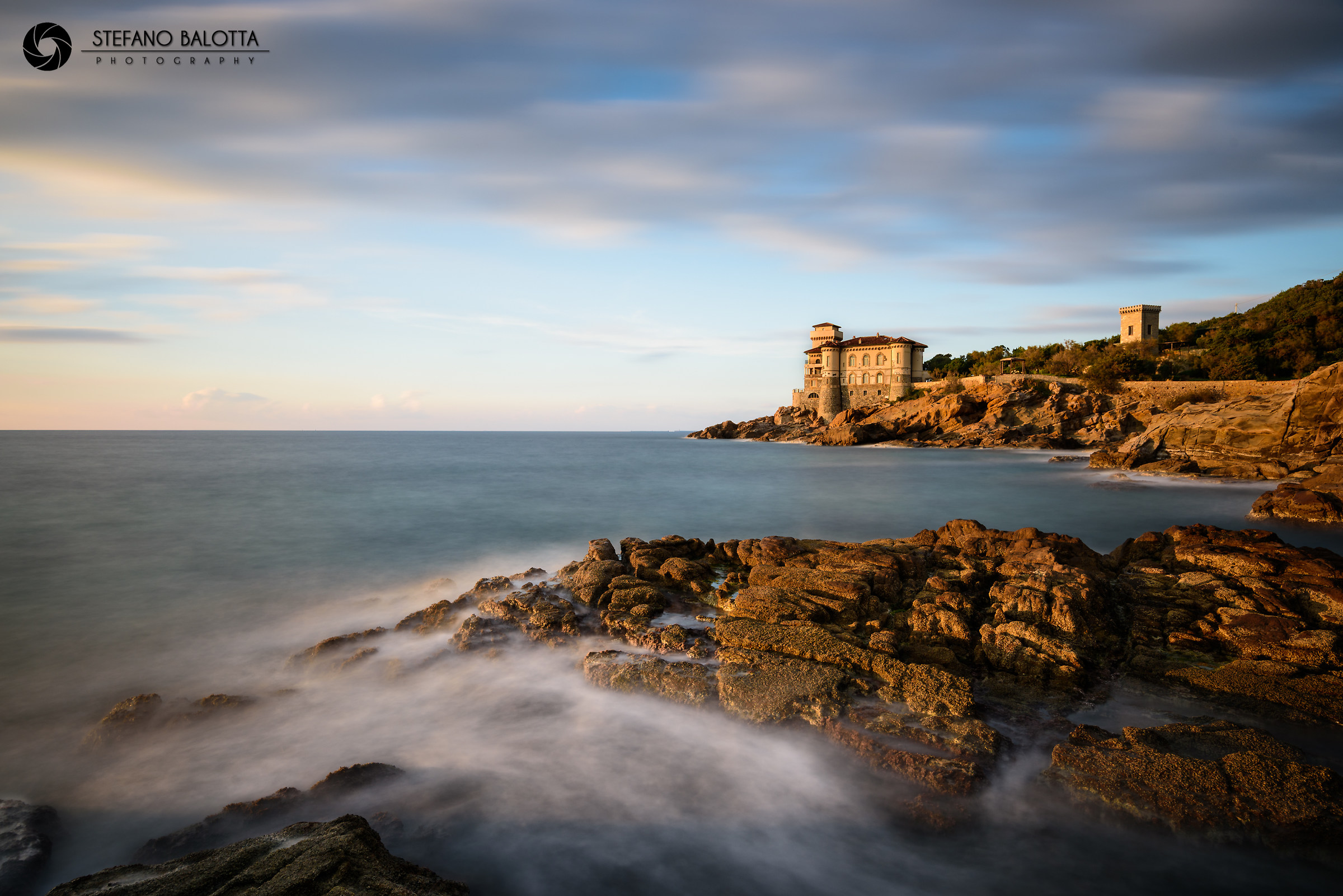 The lights of the sunset Castel Mug