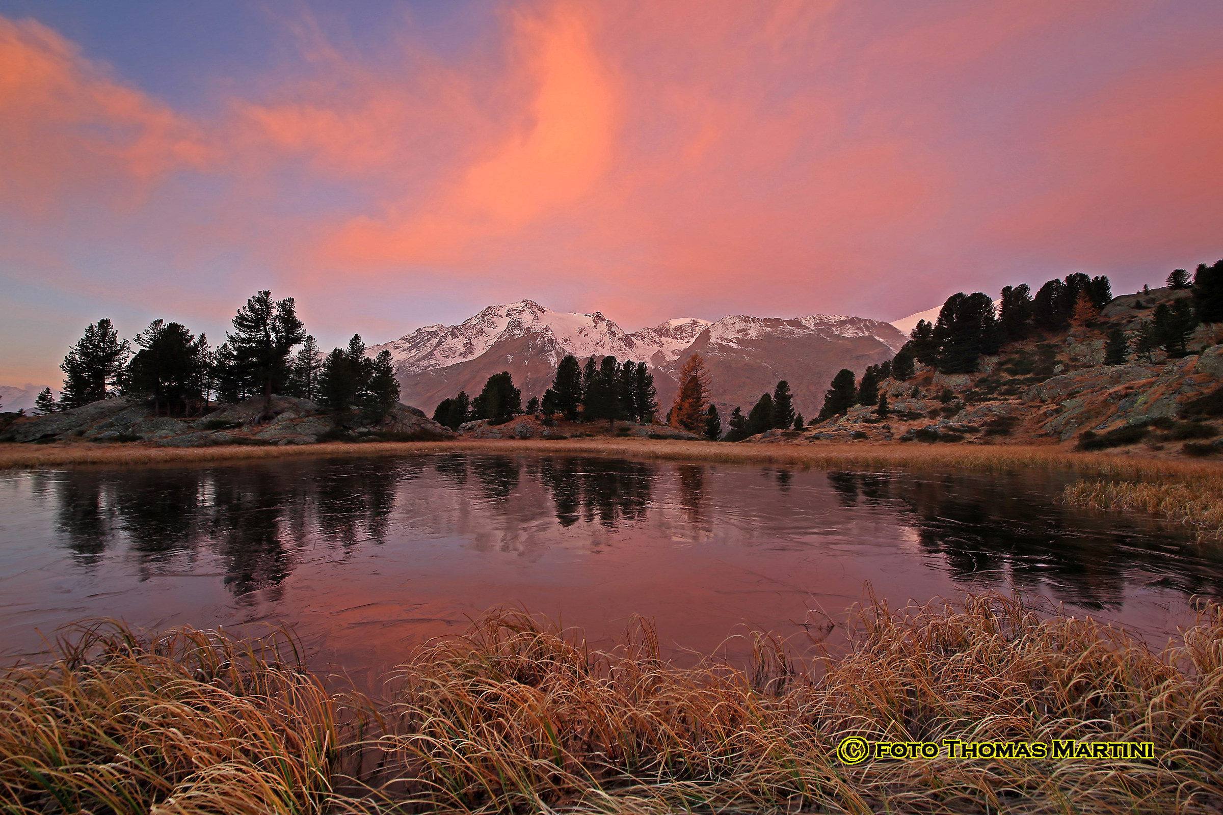 Vioz and Cevedale between red