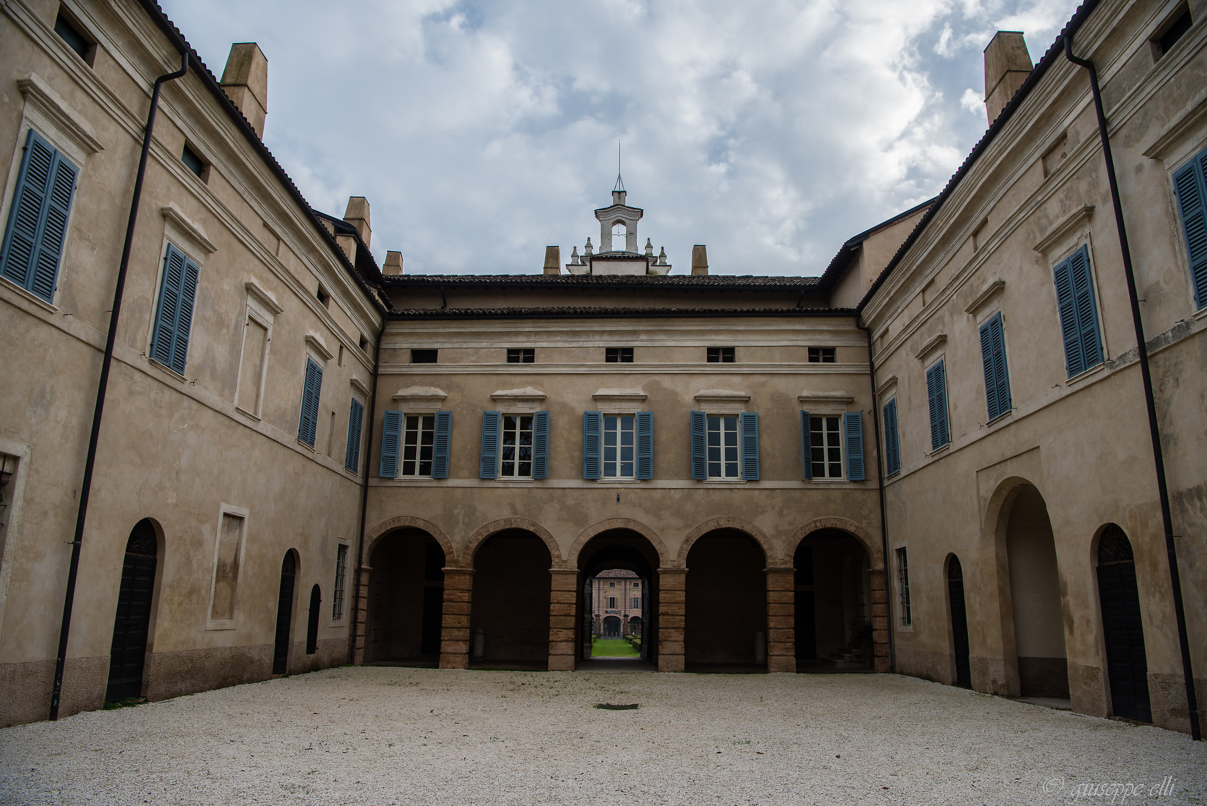 Villa Medici del Vascello - S. Giovanni in Croce 4