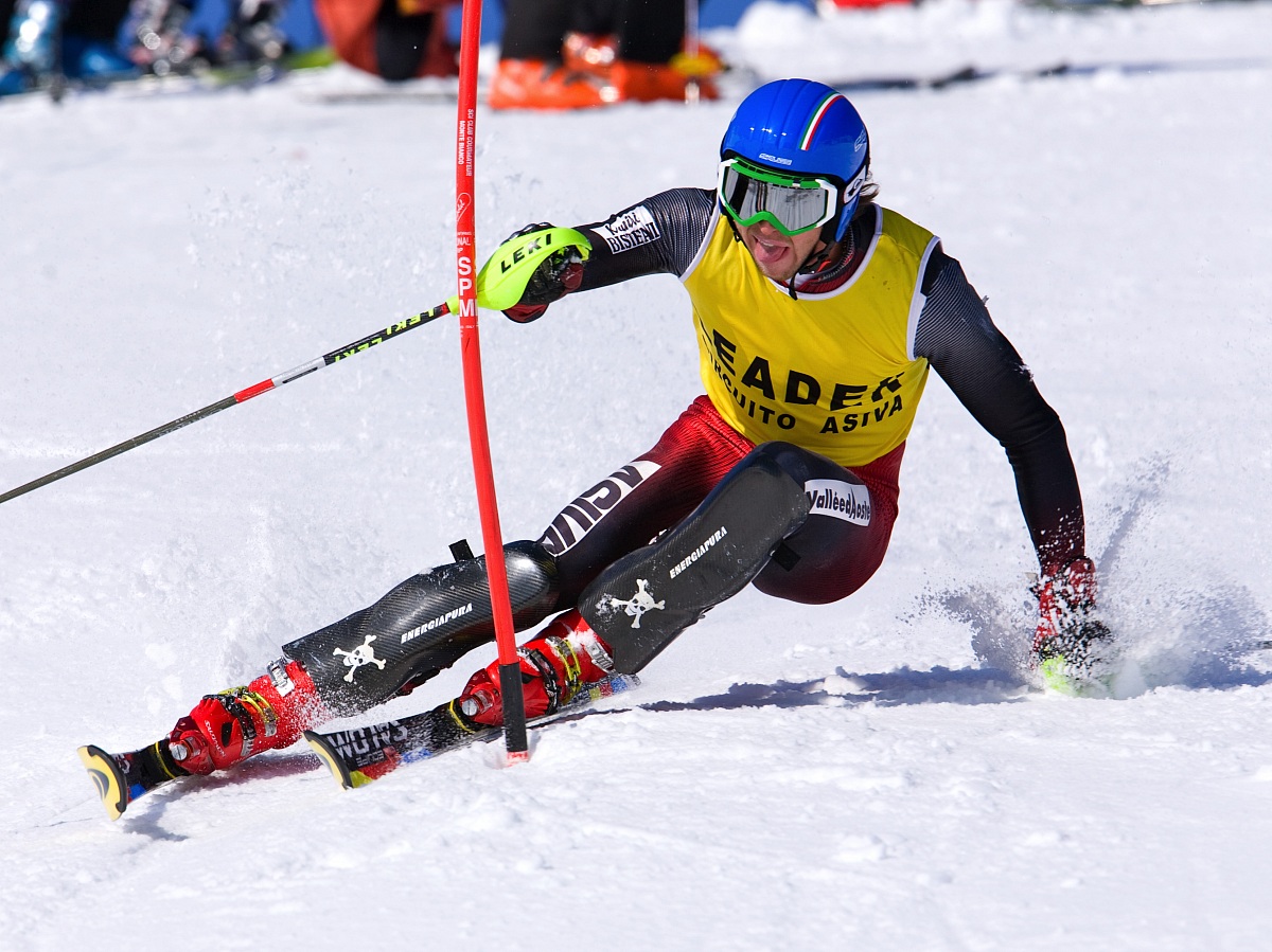 Slalom in Courmayeur (Giulio Bosca)
