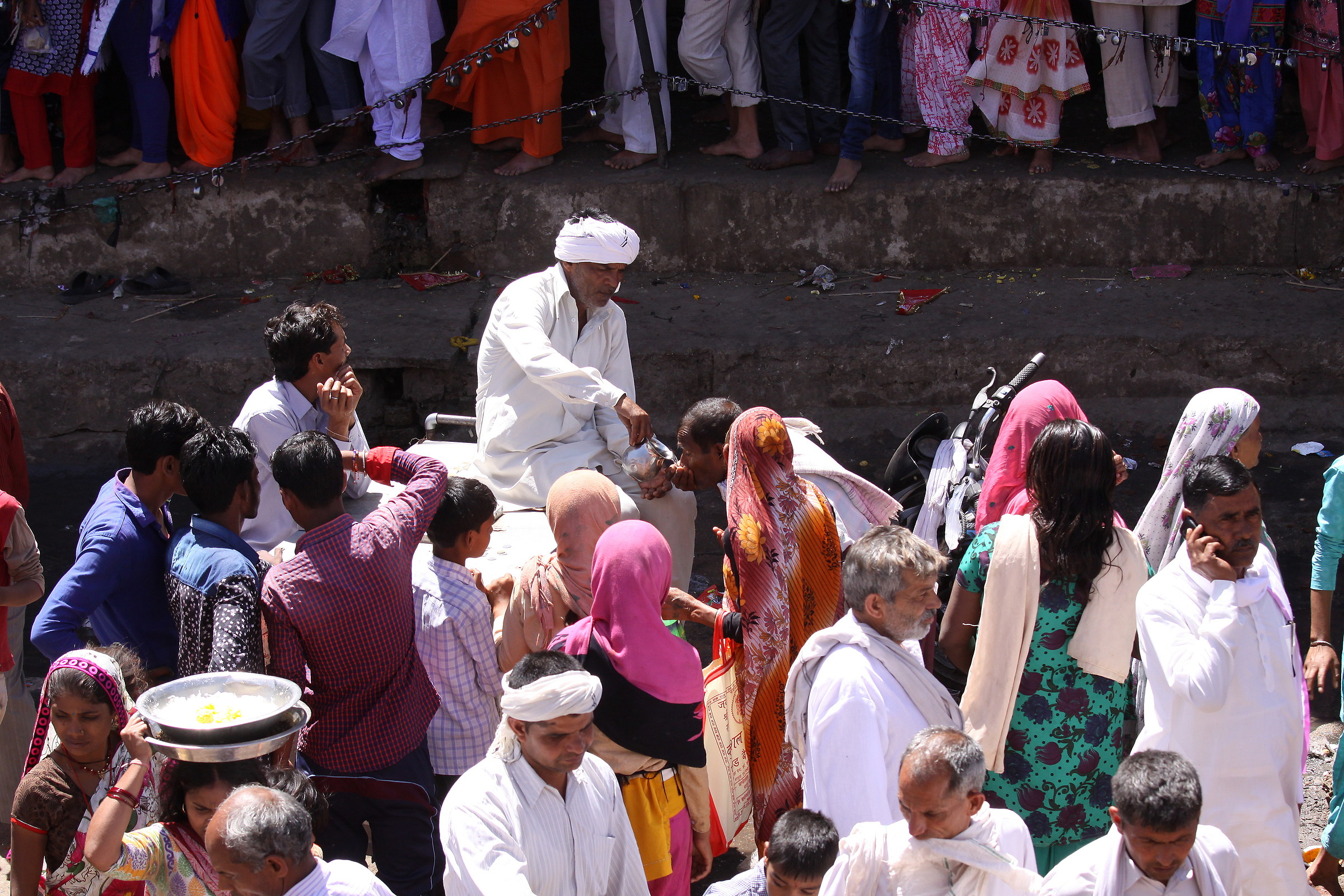 0583-Water Distributor