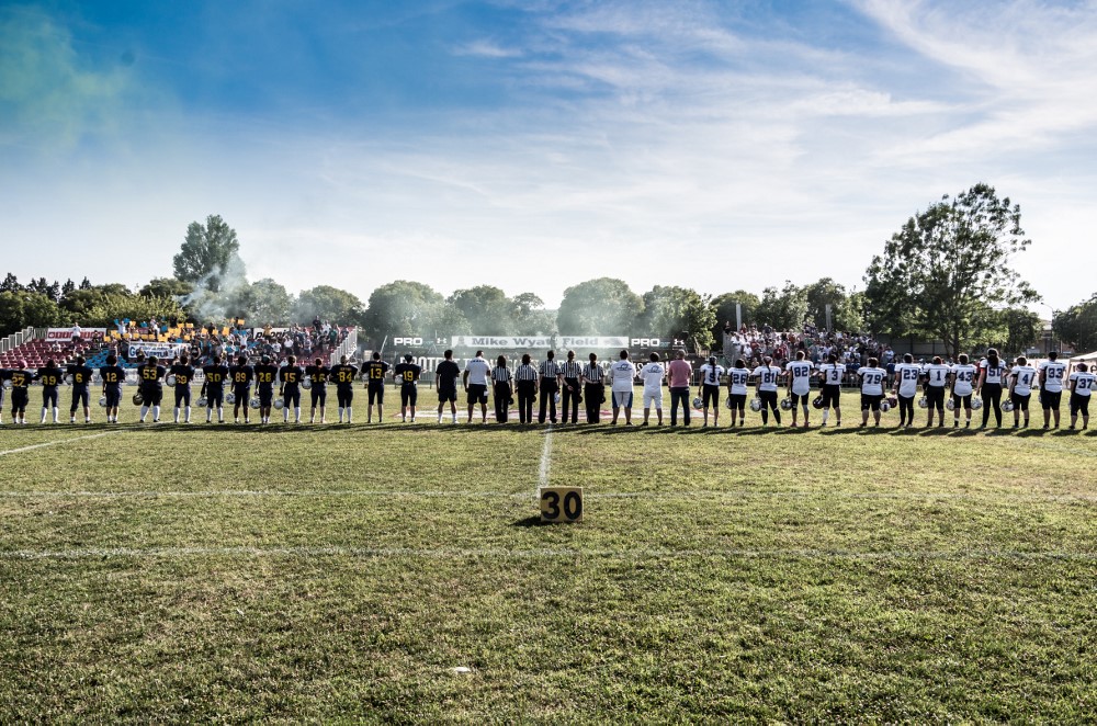 Rose Bowl - Fenici vs Neptunes - Inno