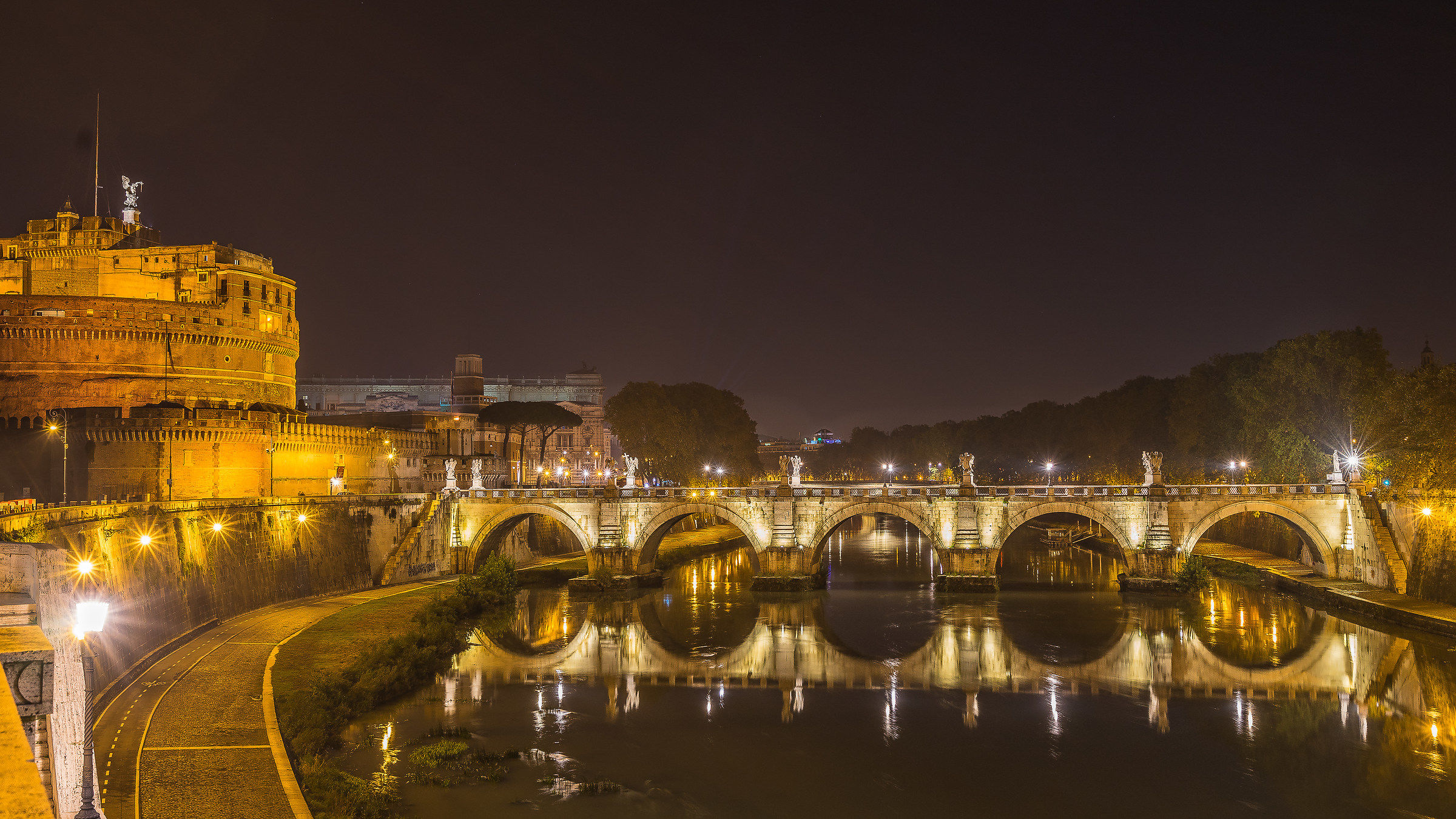 Roma Castel Sant'Angelo con Ponte