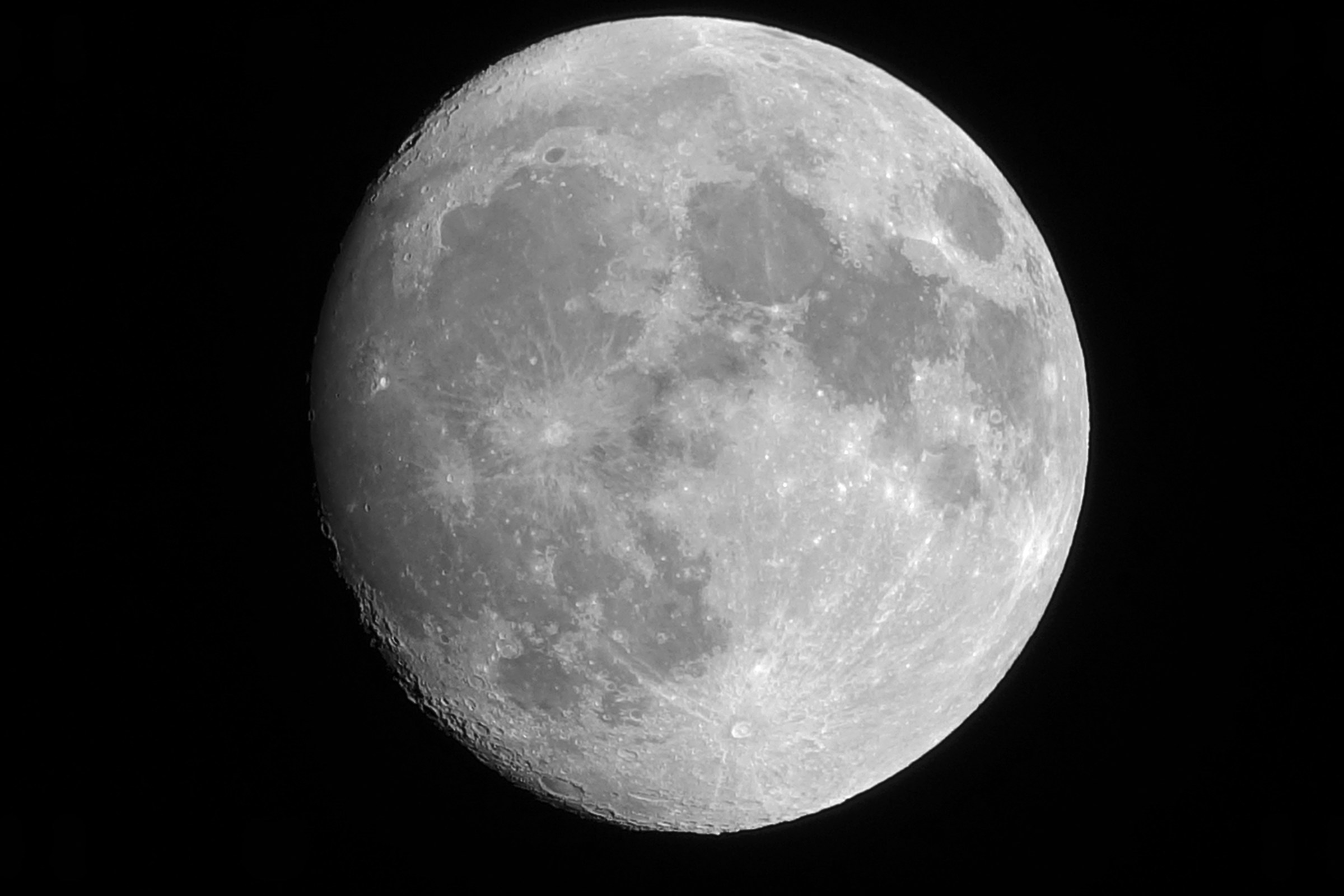 The moon tonight 12/11/16