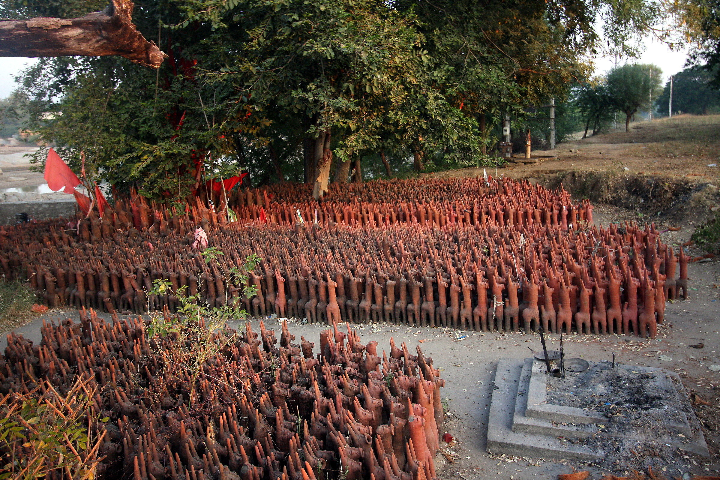 470-Poshina-Cavallini terracotta-