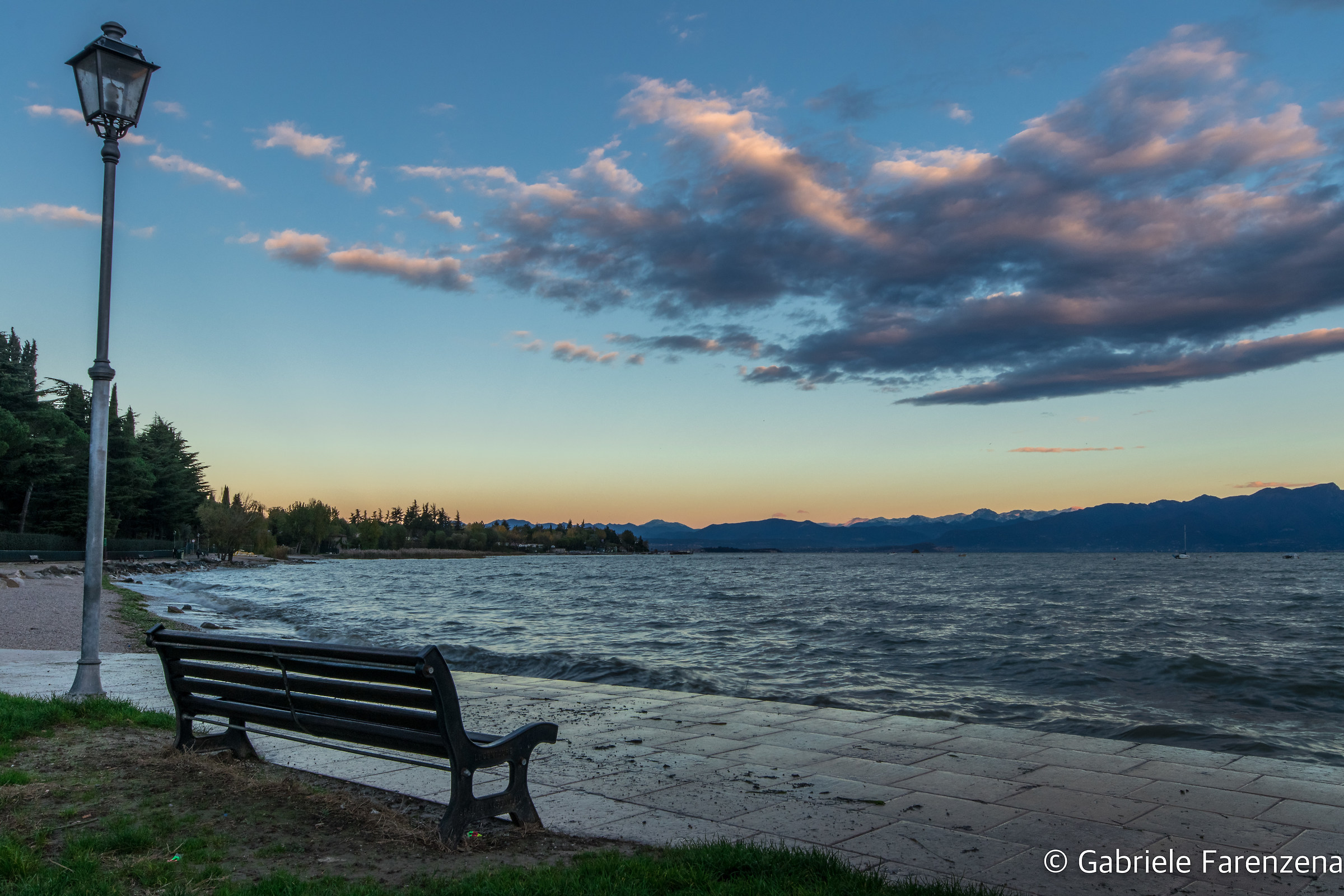 I do not stop waiting 2