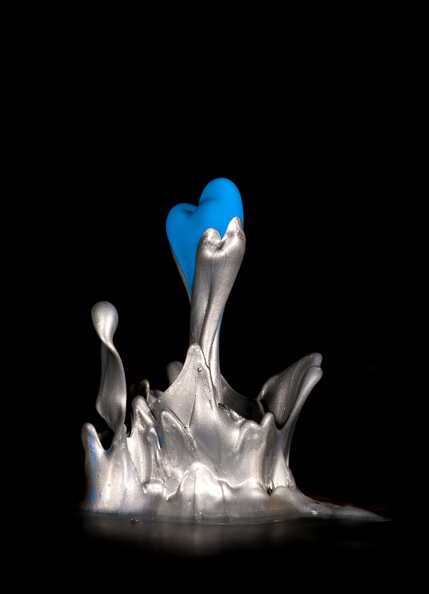 Liquid sculpture