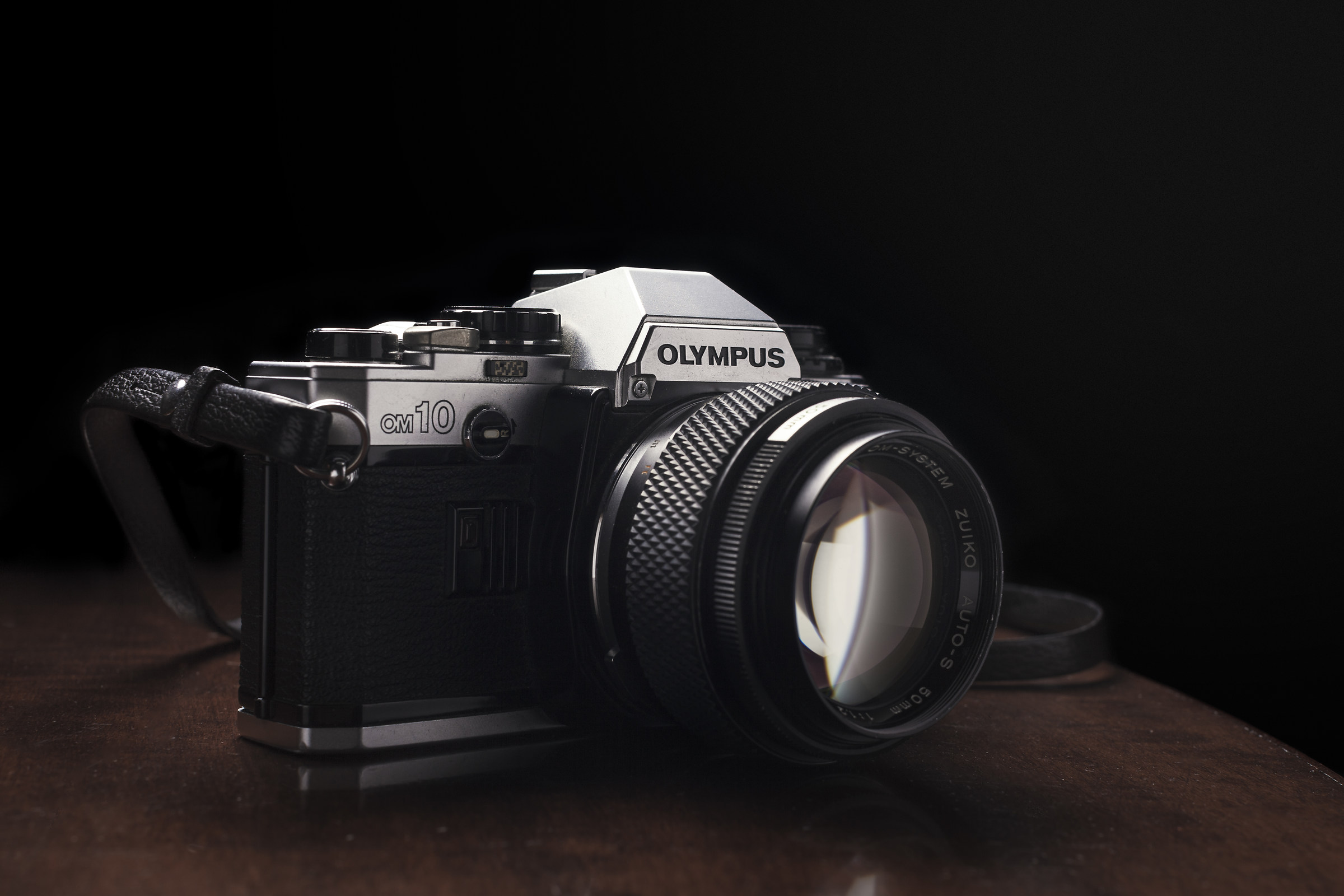 Olympus om10 + zuiko 50mm f/1.2