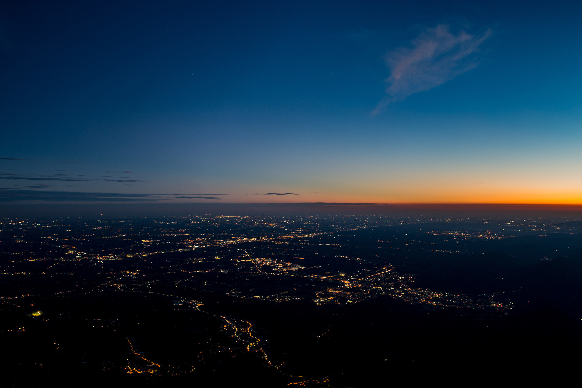 pianura padana al tramonto
