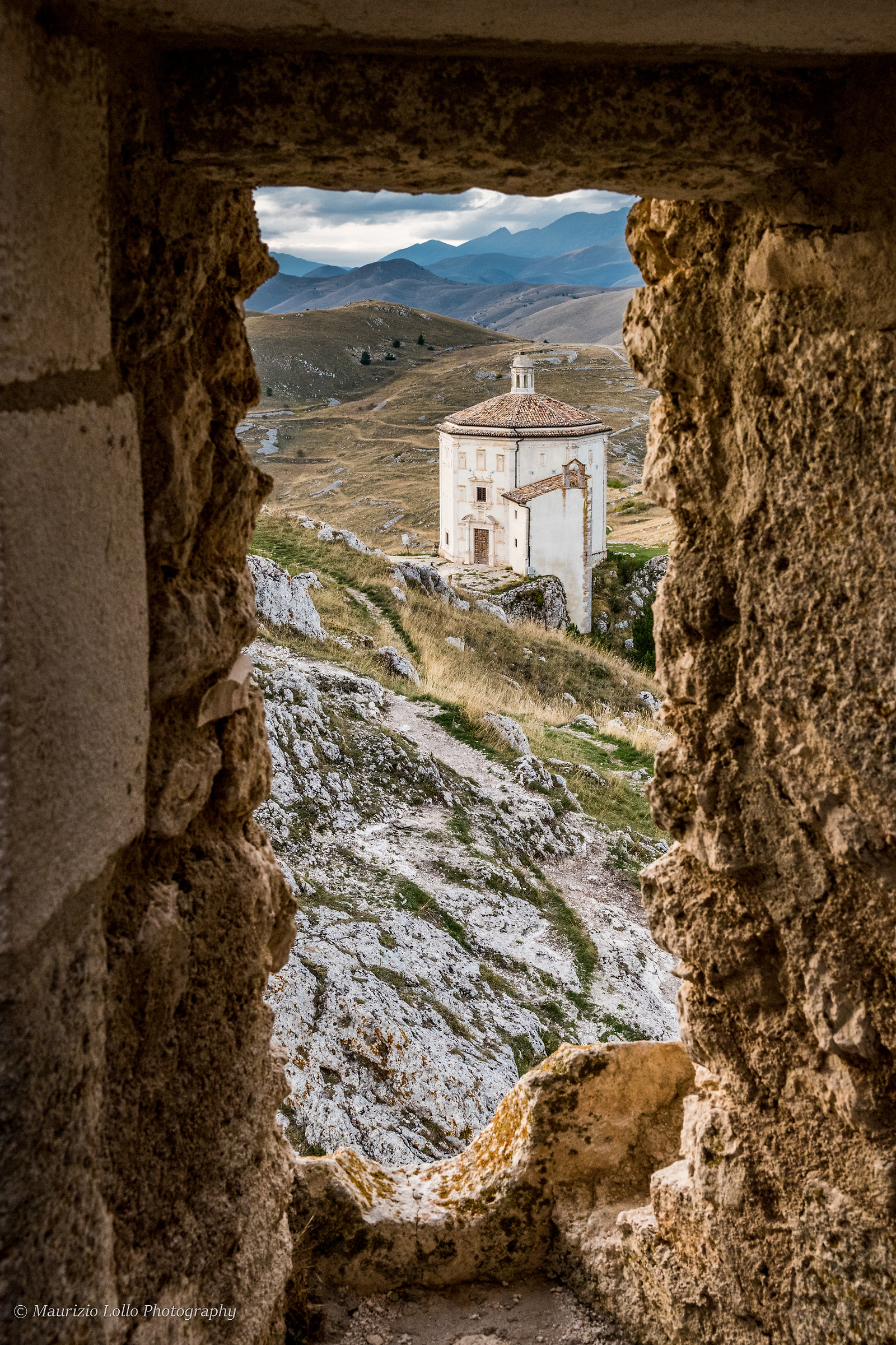Dalla finestra della Rocca (Calascio)
