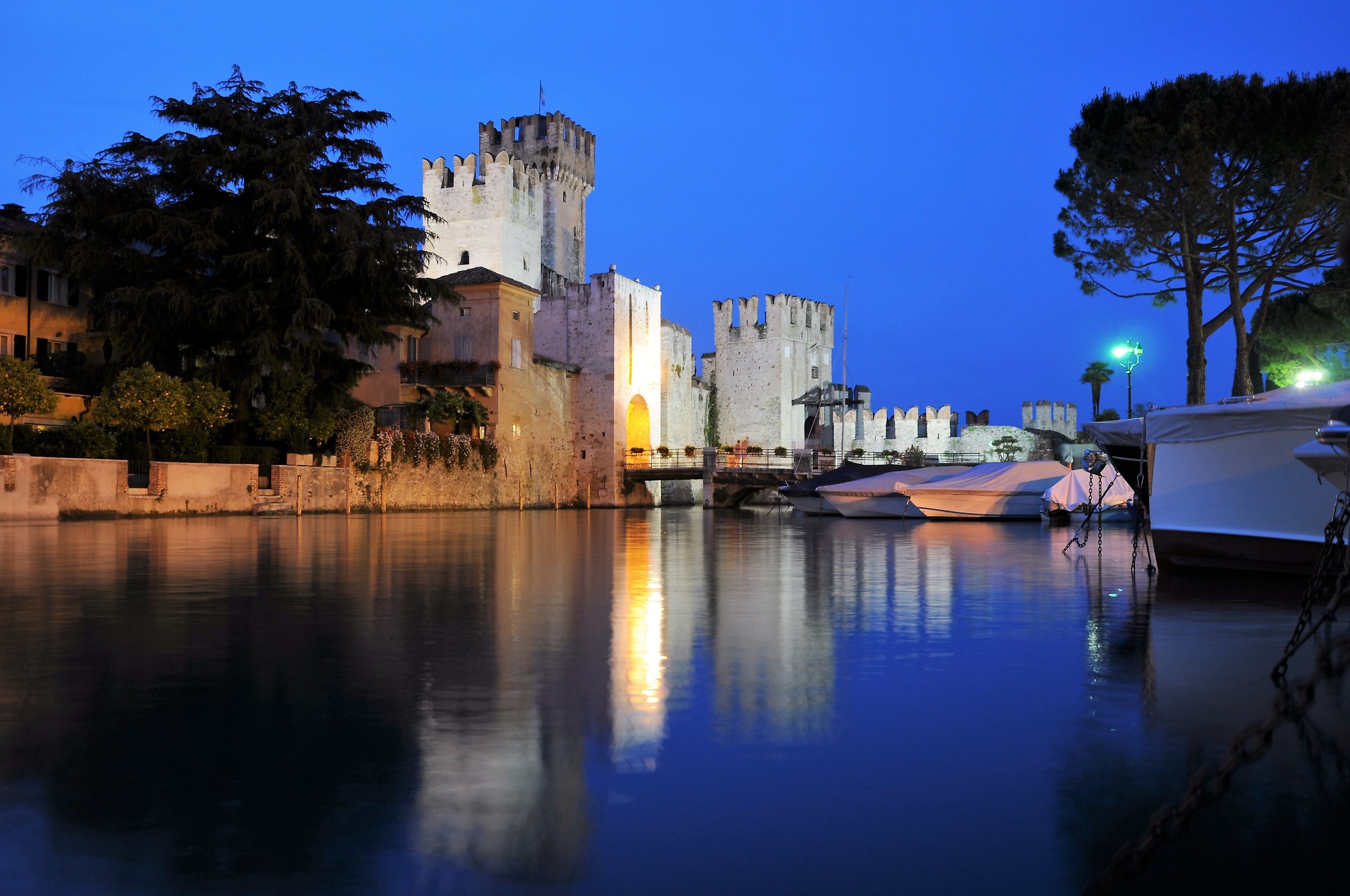 Sirmione by night
