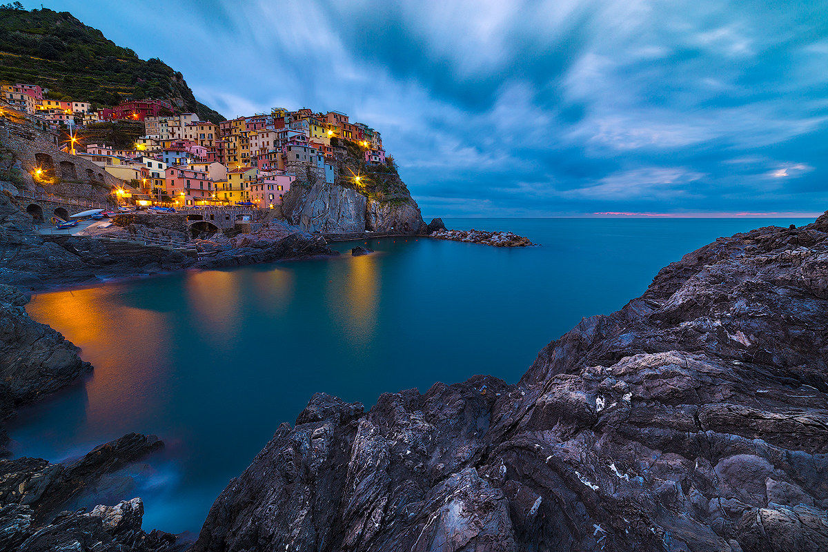 The blue hour Manarola