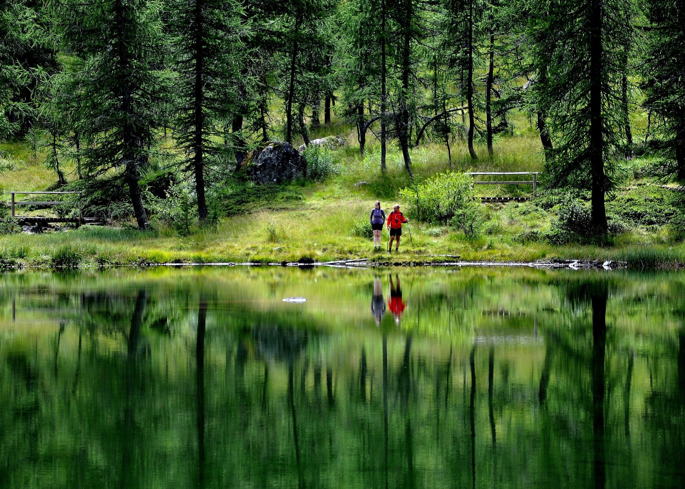 Lago di passo S.Pellegrino, Val di fassa