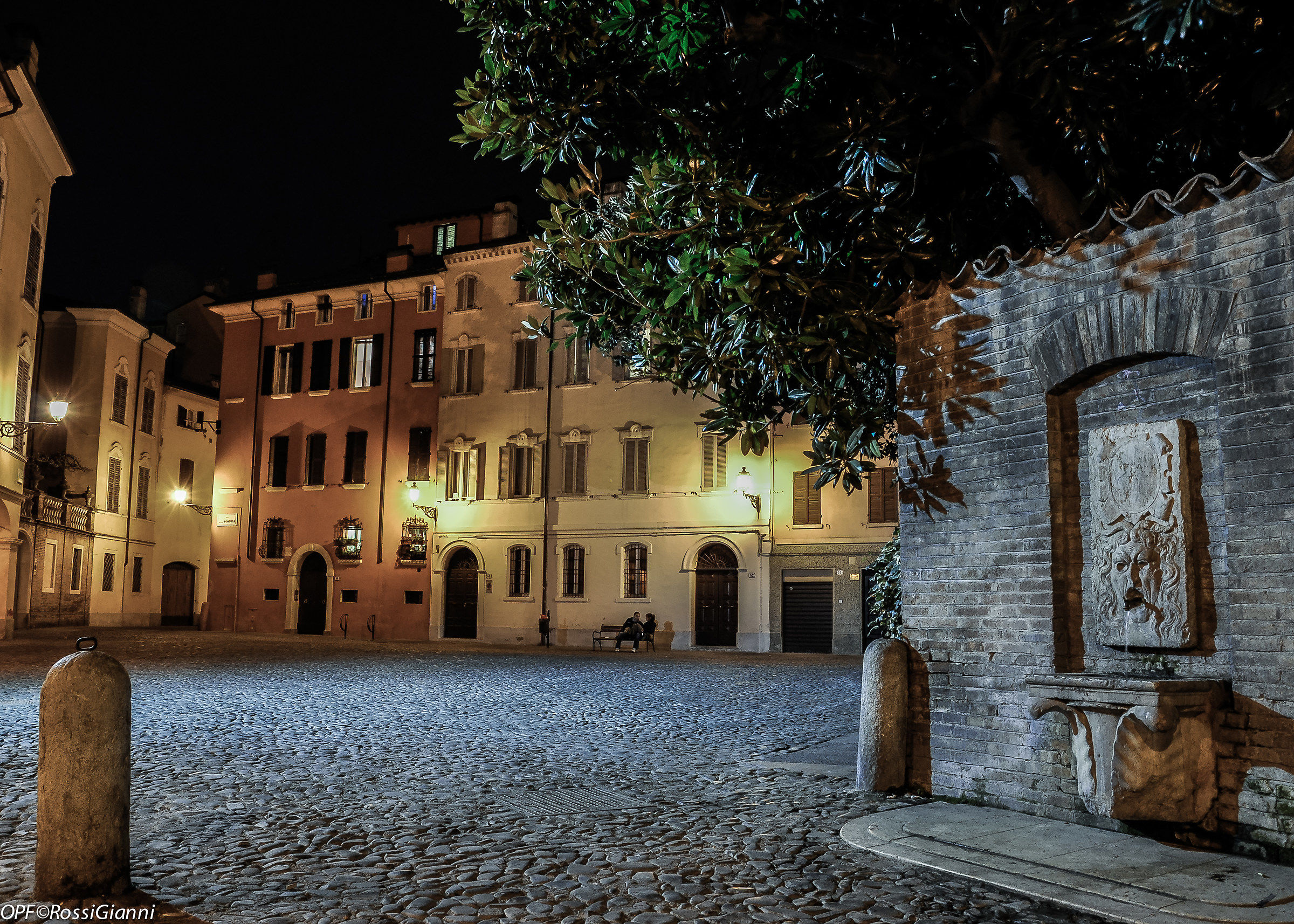 il Fonticolo dell'Oste, piazza della Pomposa,Modena