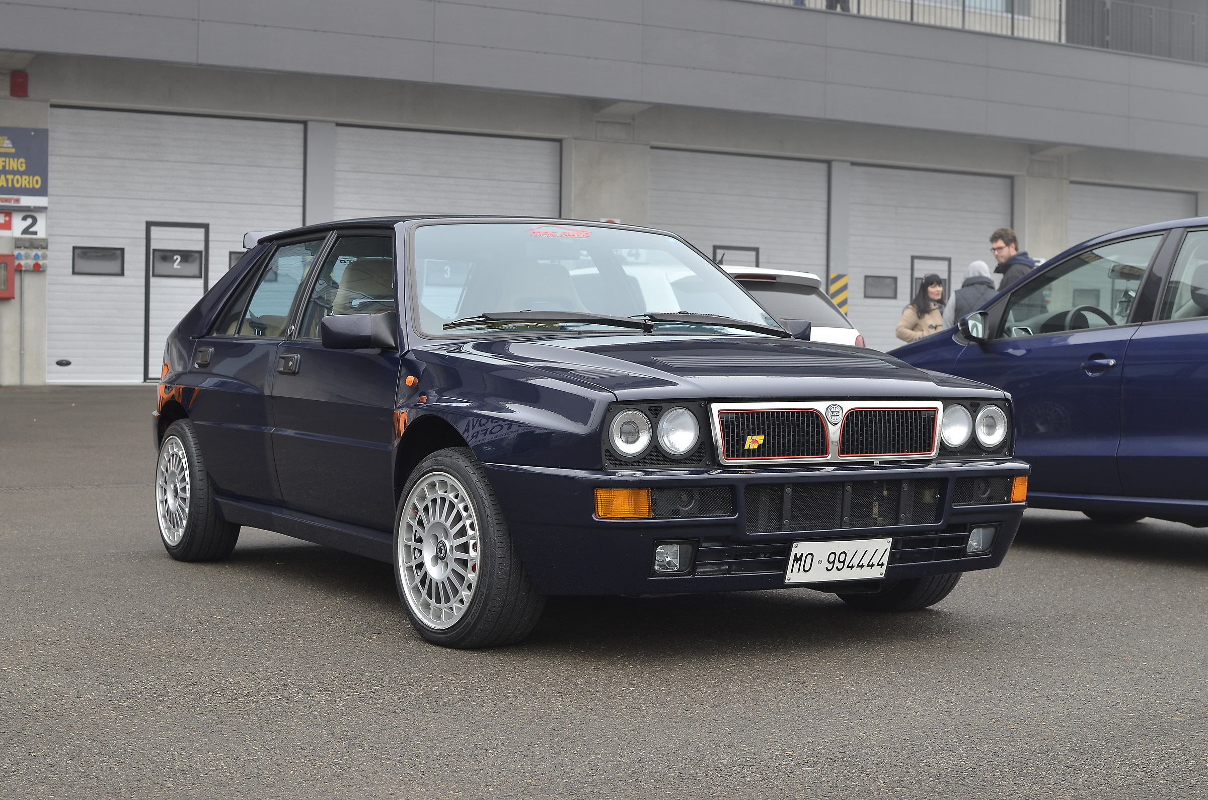 Dio salvi la regina!