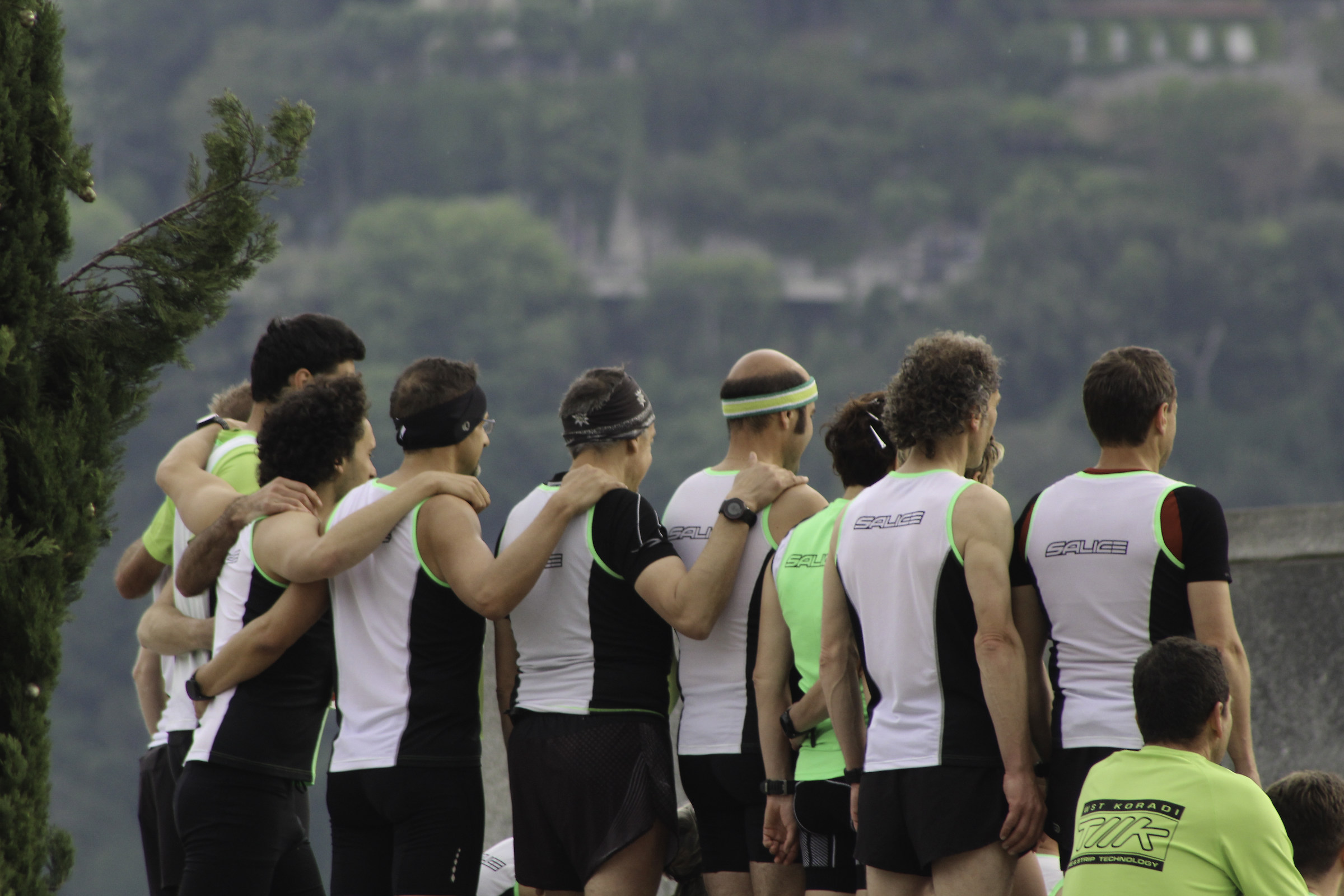 Marathoners, group photo