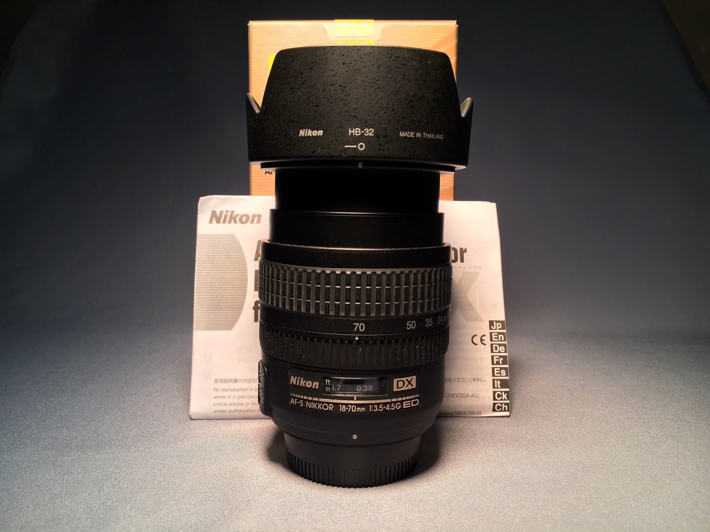 Af-s Nikkor DX 18-70mm f / 3.5-4.5 G ED