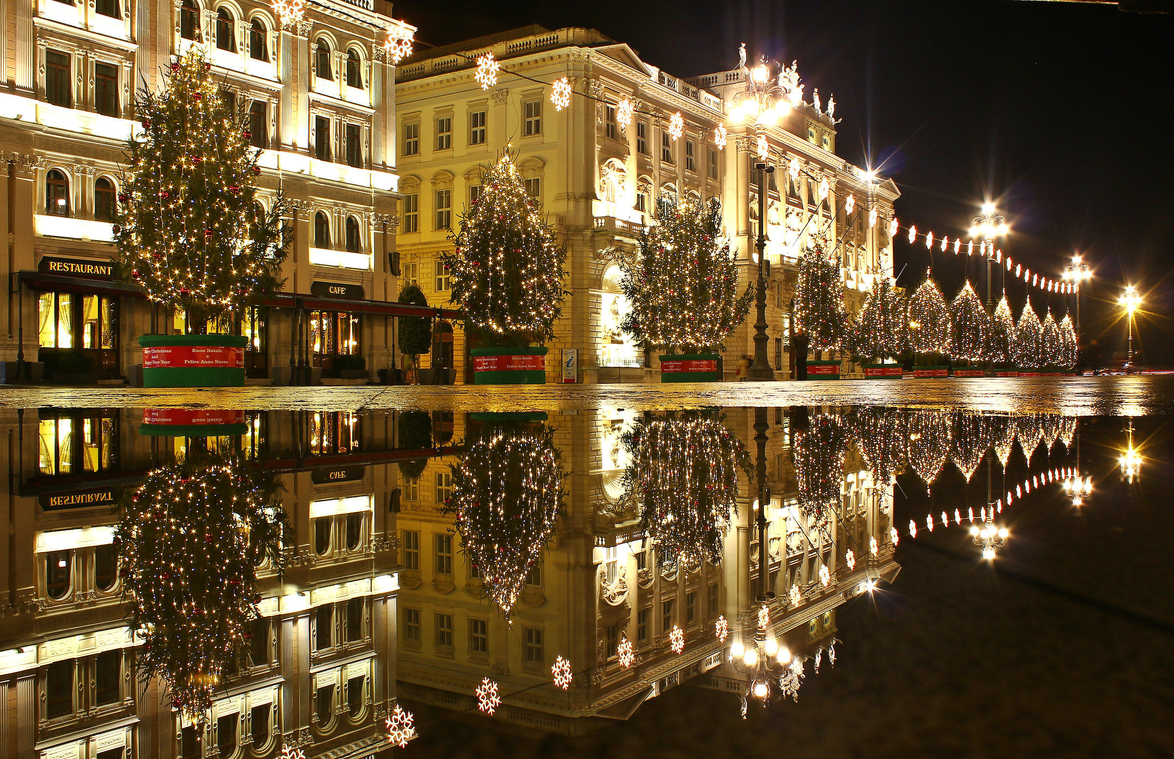 Christmas on the Square