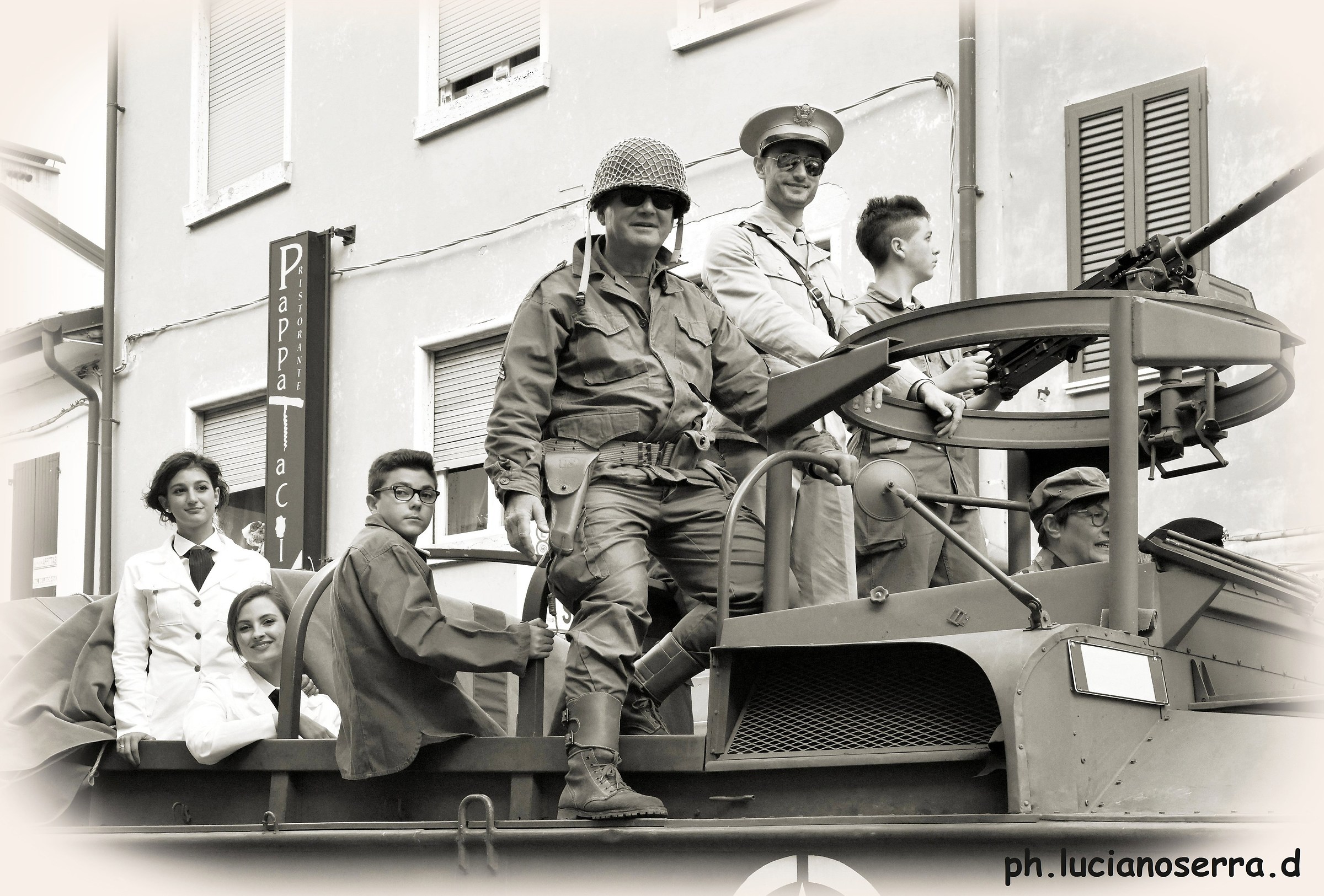 Figuranti con divise militari della II Guerra Mondiale