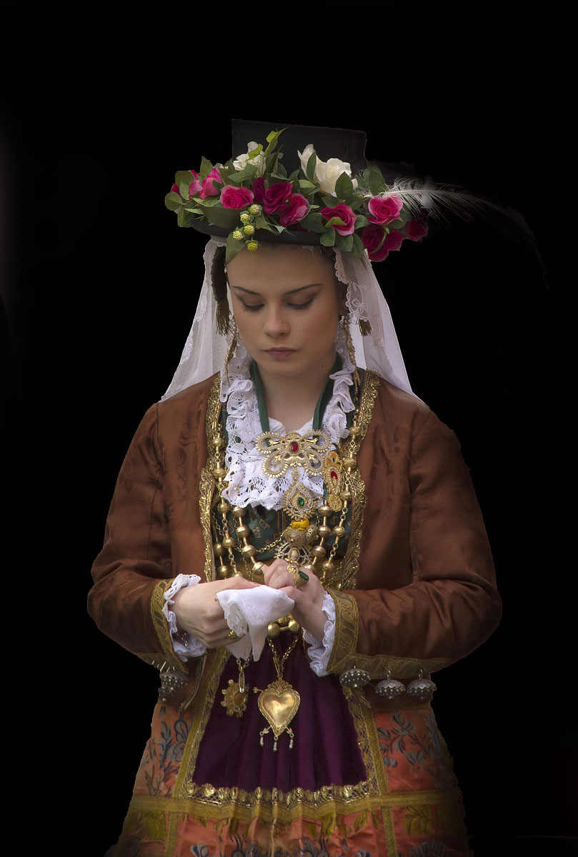 Ragazza sulla Traccas S. Efisio 2010