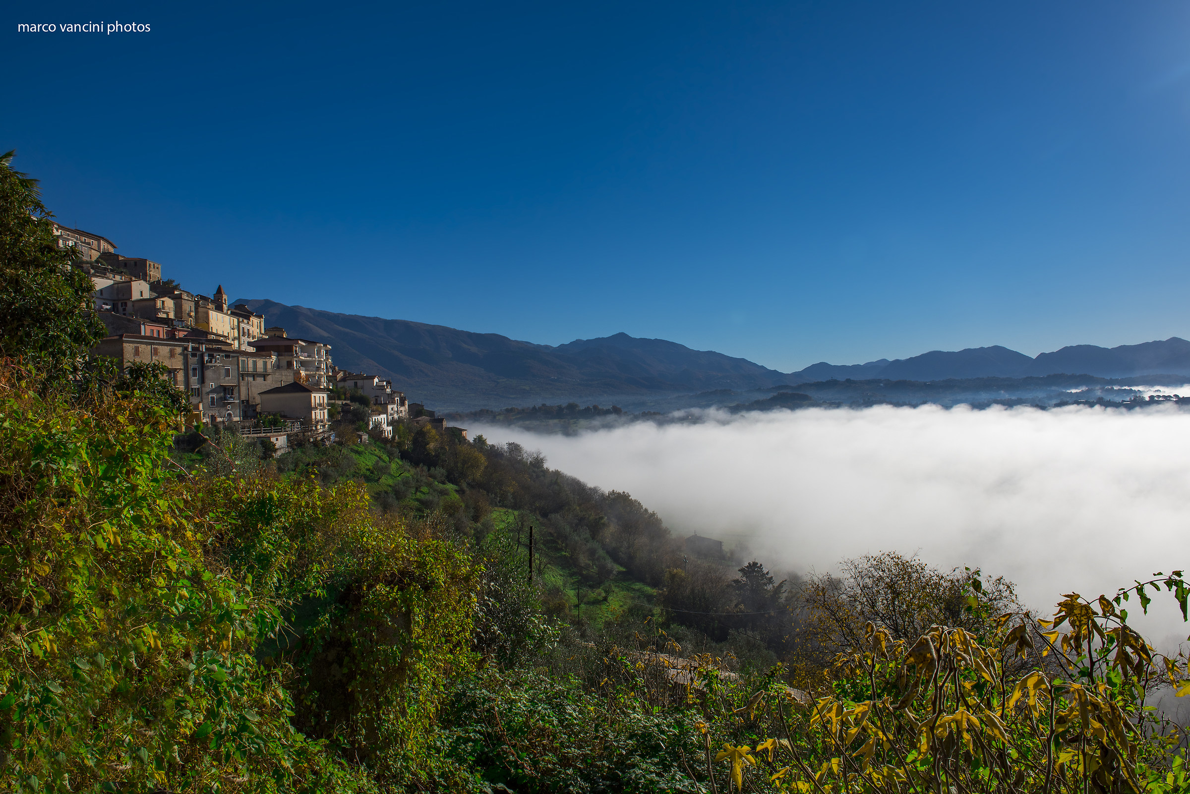 Il paese sopra le nuvole