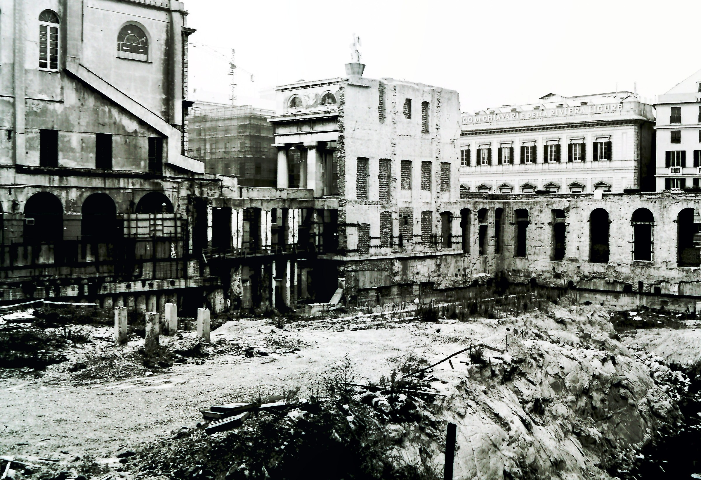 Carlo Felice in Genoa in 1977