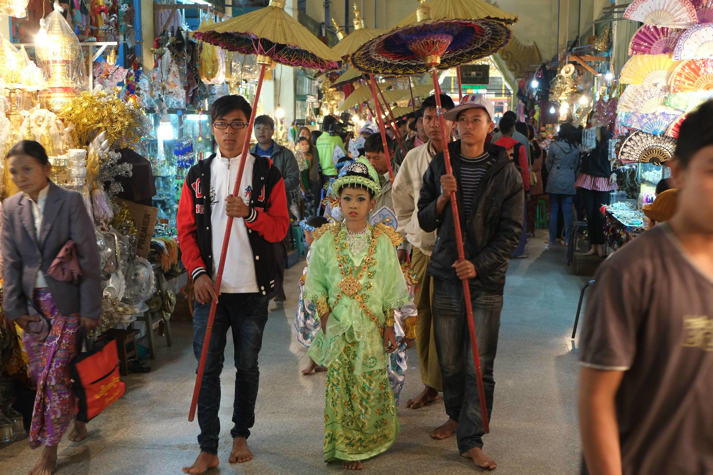Bagan - The ceremony of Shimbyu, the novitiate