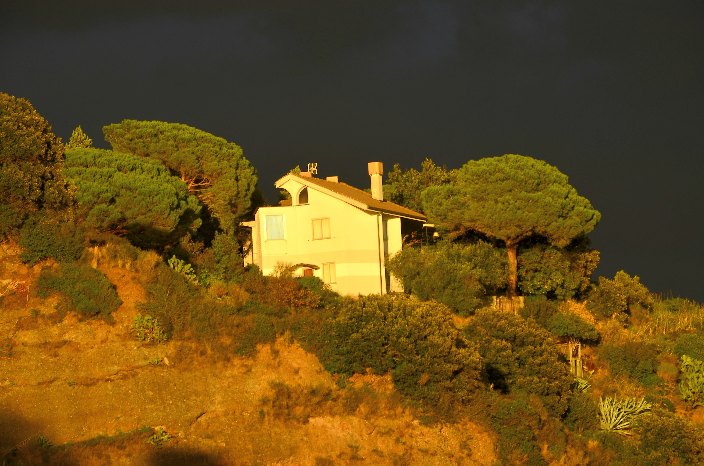 Tramonto e temporale in arrivo