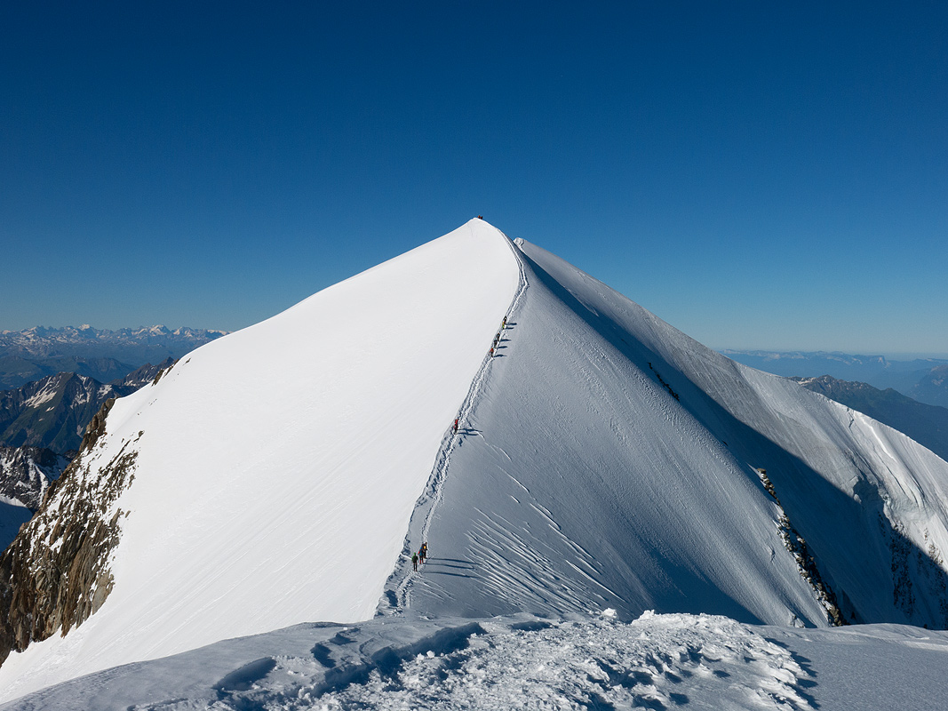Crossing the Dômes de Miage