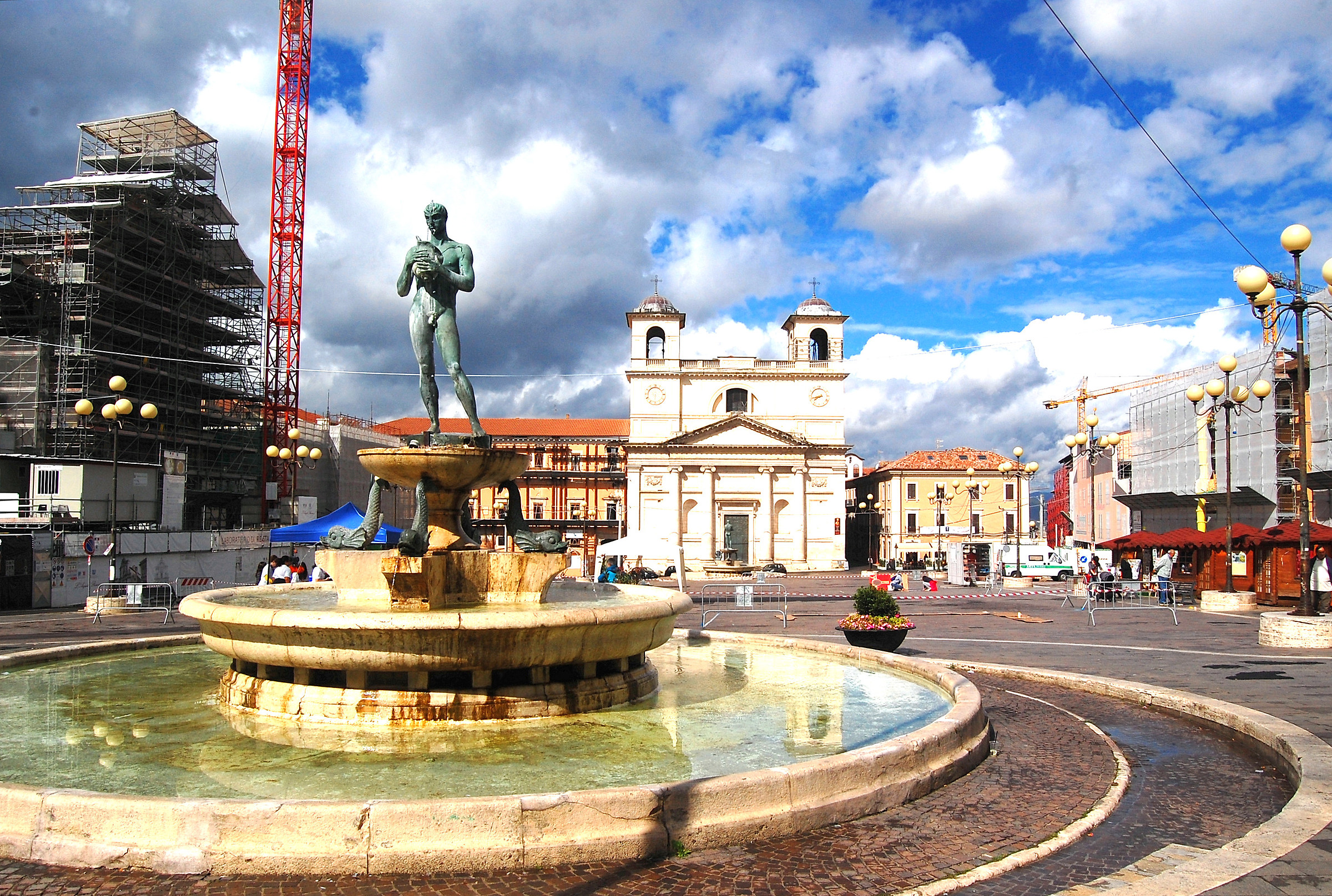 L'Aquila: witness the reconstruction