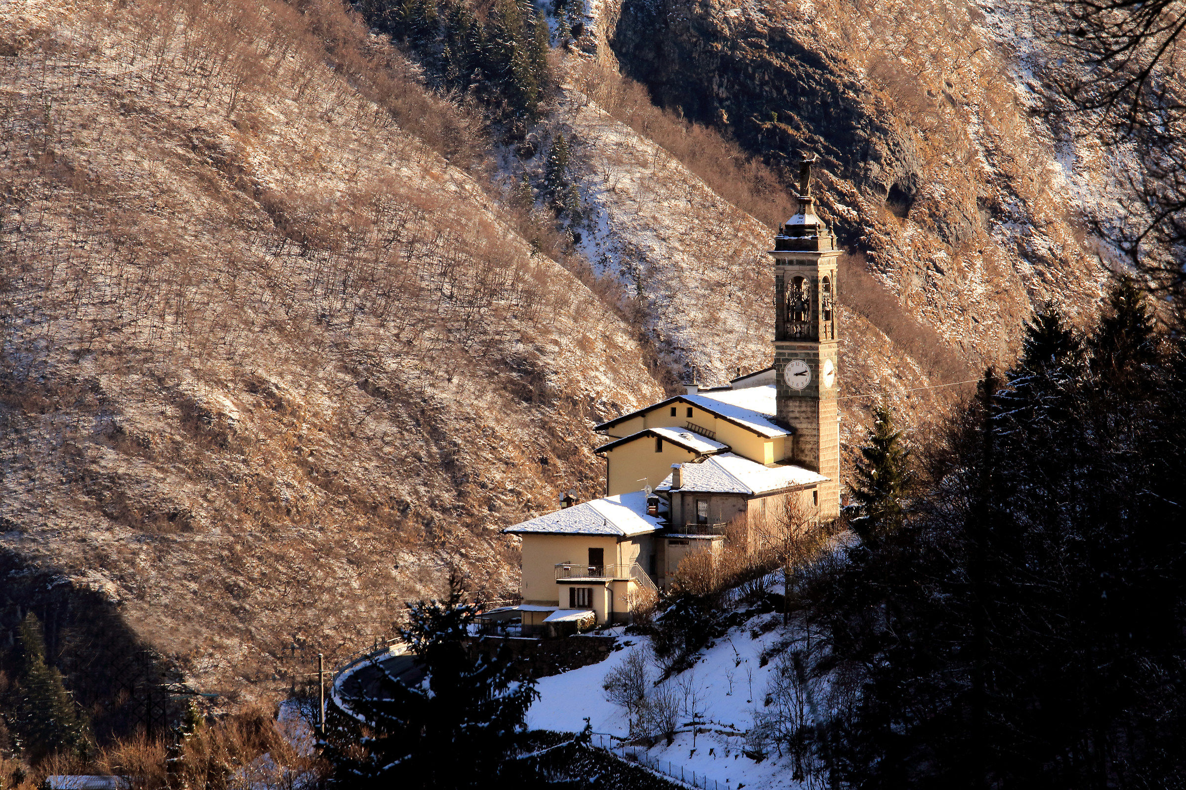 Novazza of church