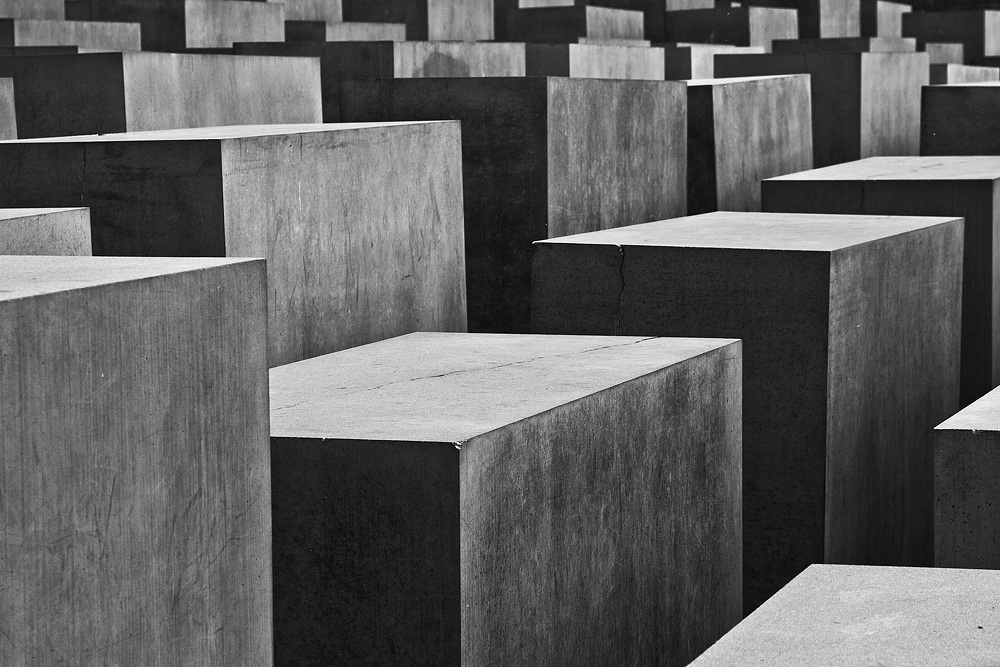 Holocaust Memorial :: 3