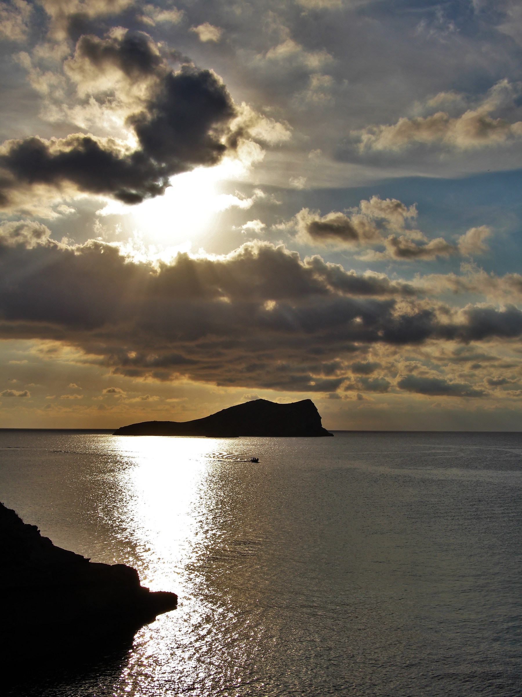 Listen, it is evening ...