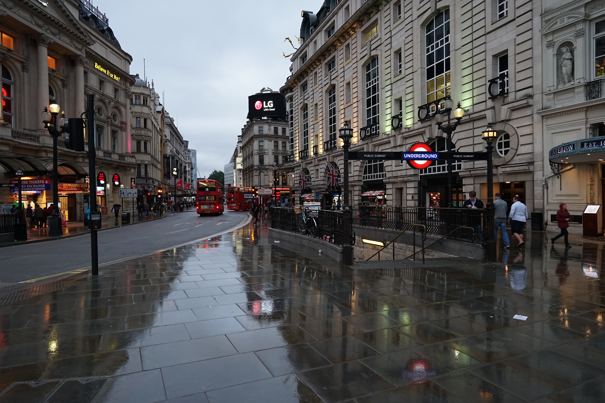 Piccadilly after light rain!