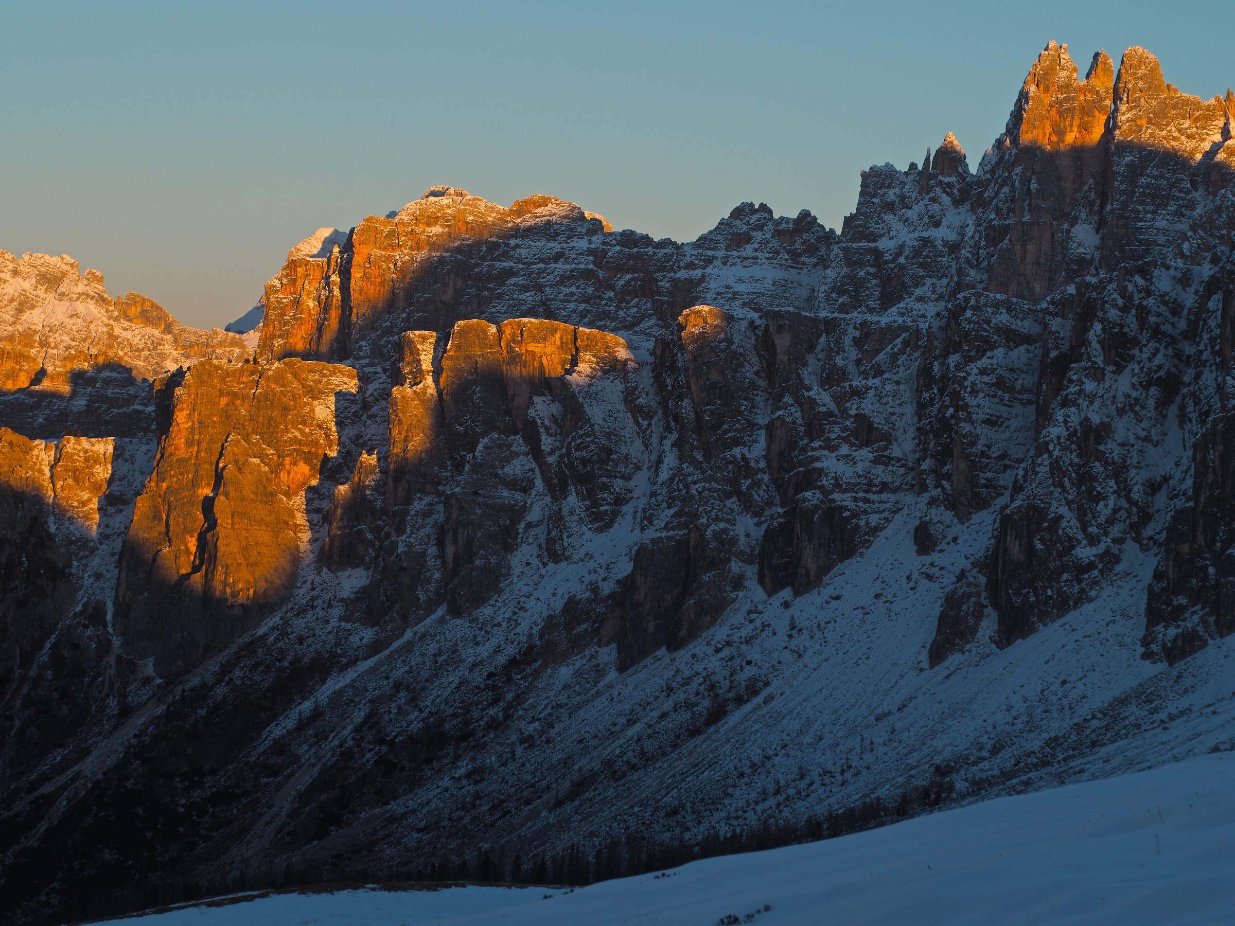 Sunset on the Croda da Lago and on Lastoi de Formin