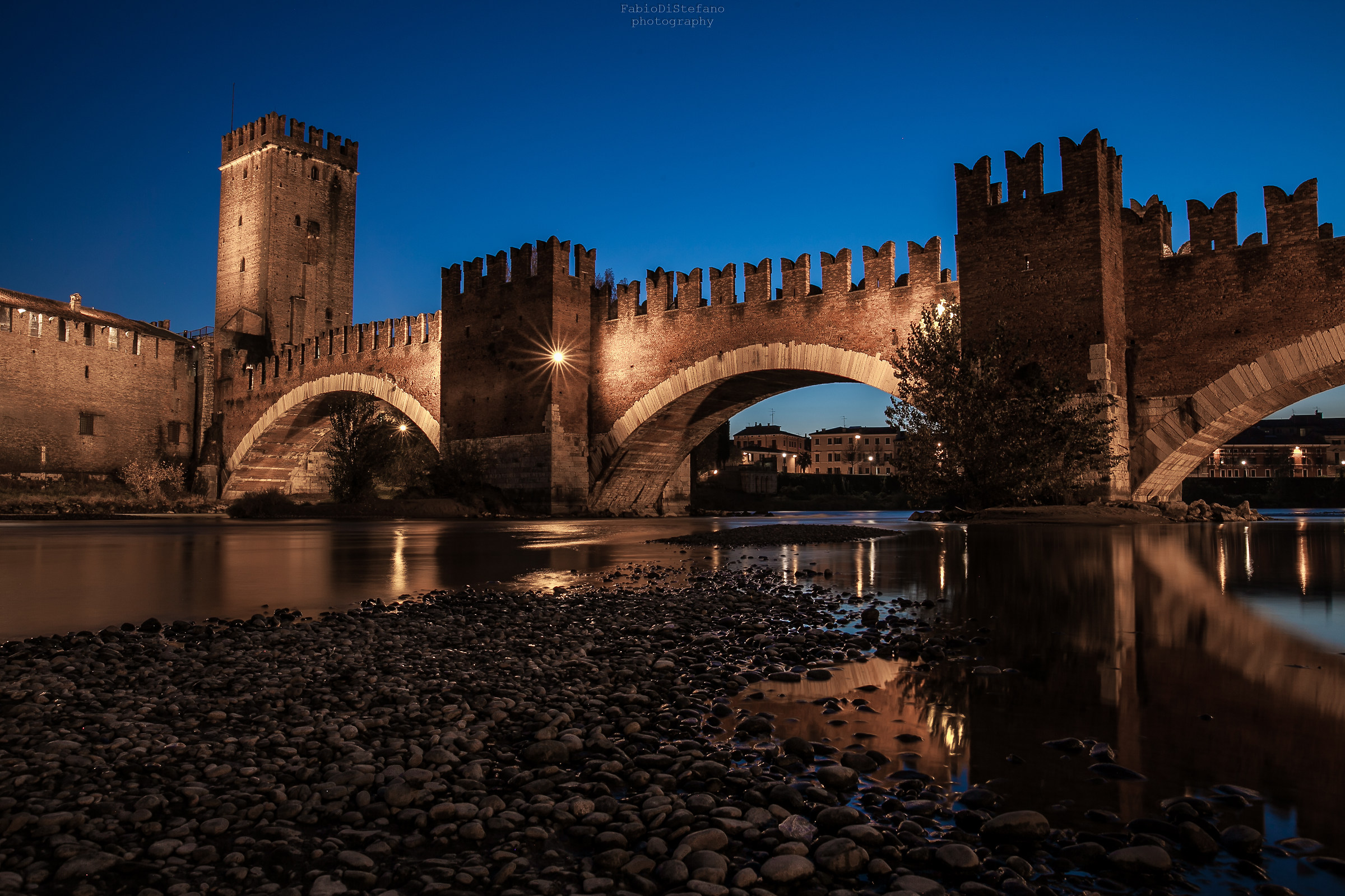 Ponte Scaligero blue hour