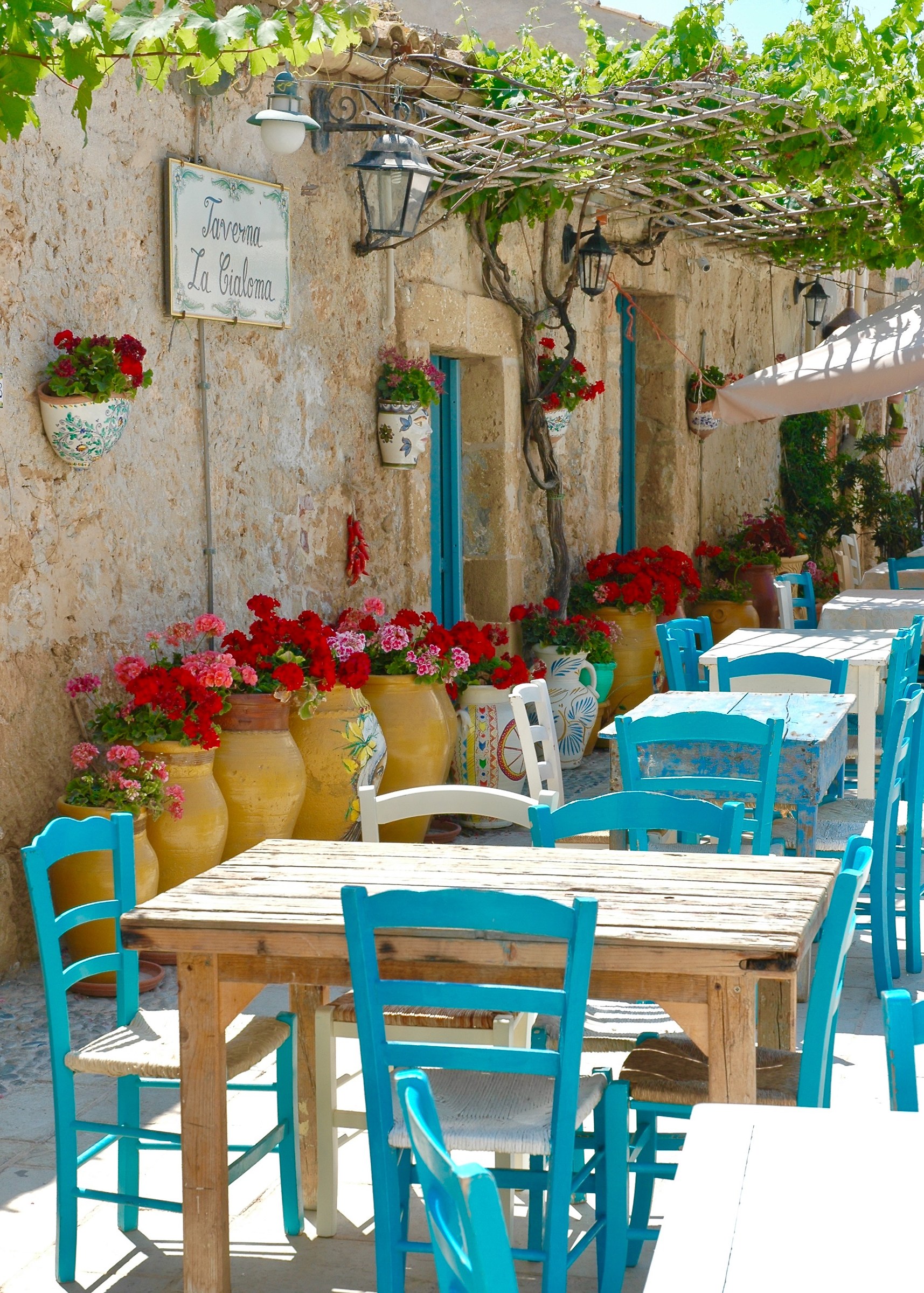 The colors of Marzamemi